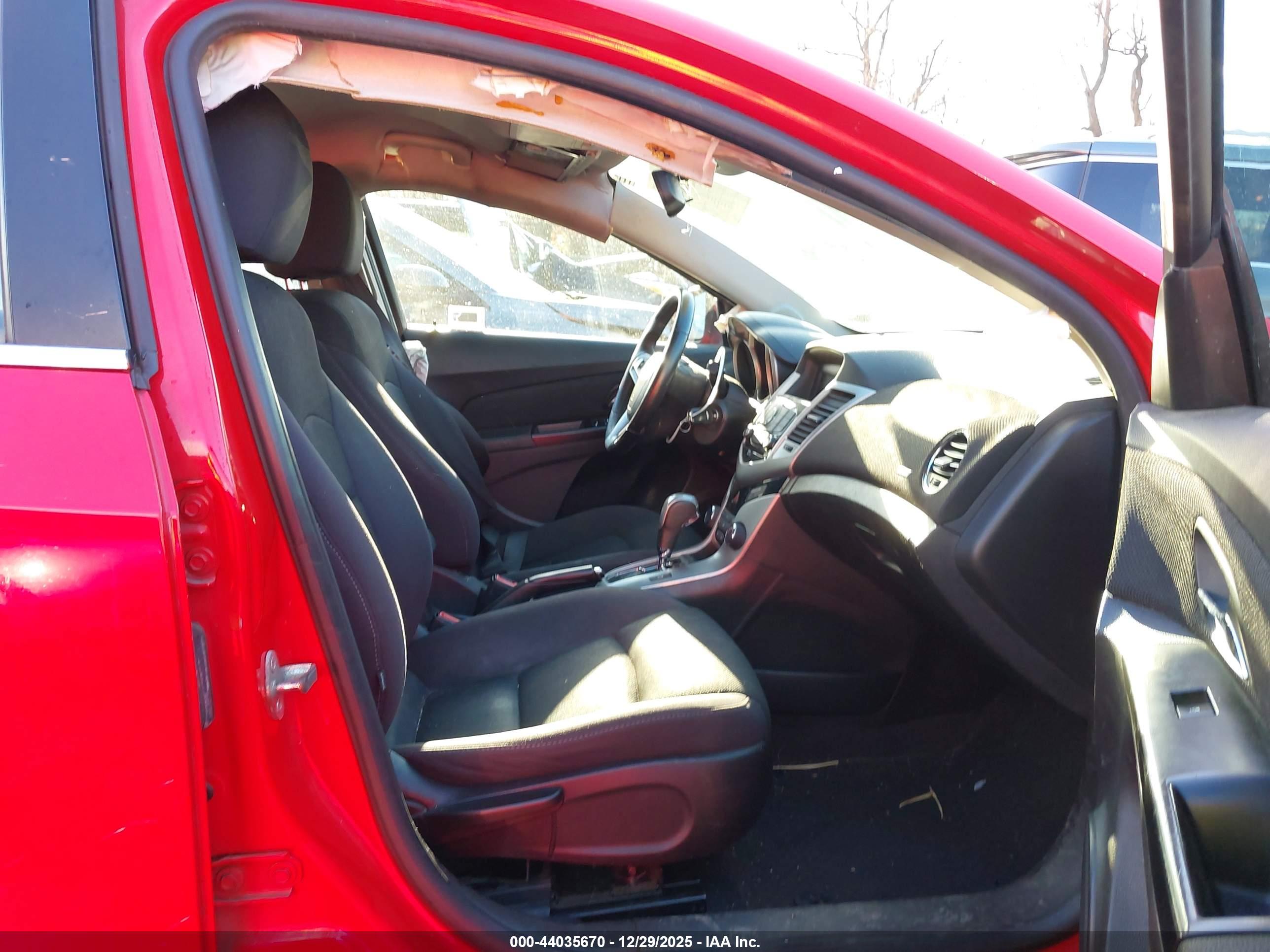 CHEVROLET CRUZE image 5