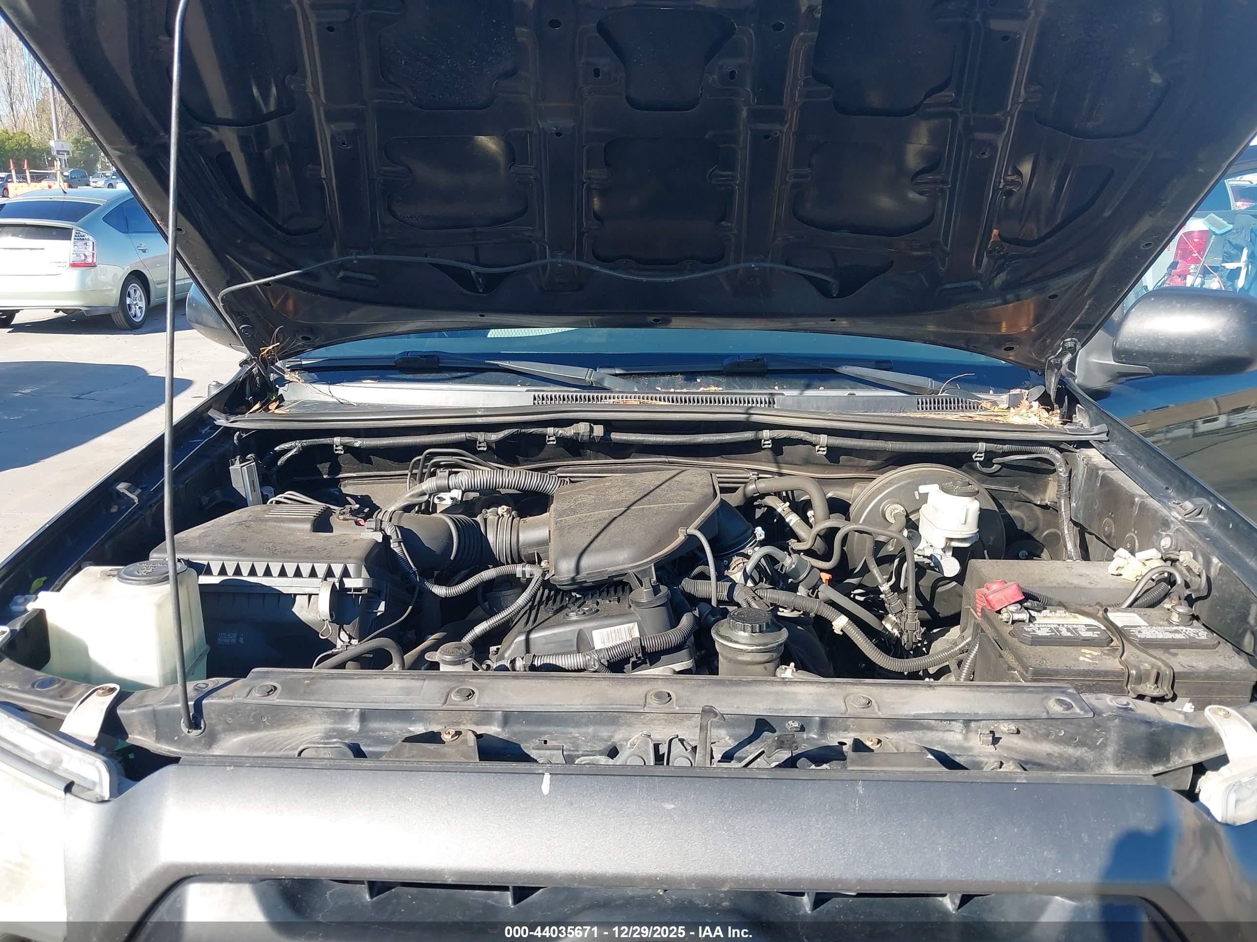 TOYOTA TACOMA image 10