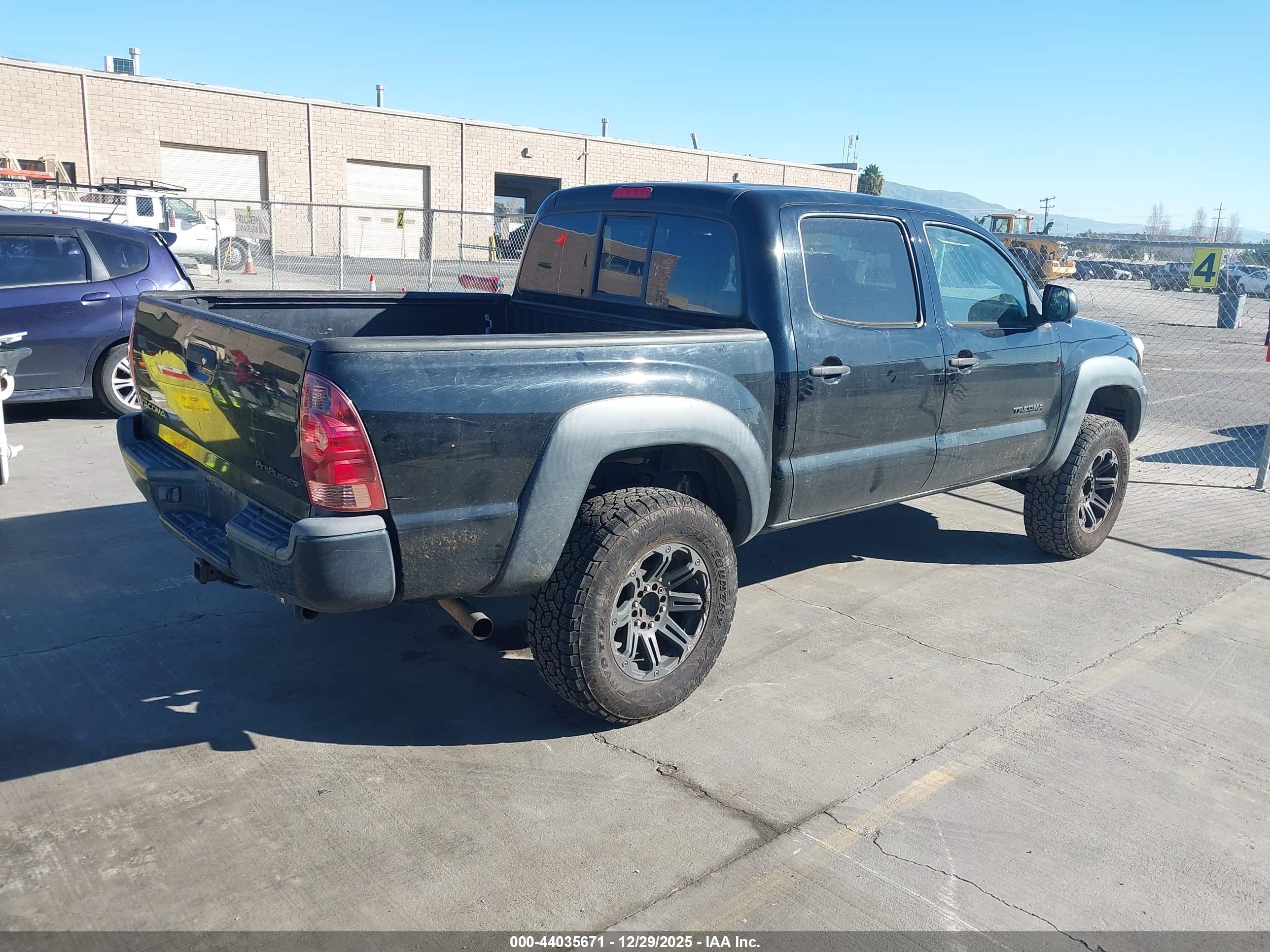 TOYOTA TACOMA image 4