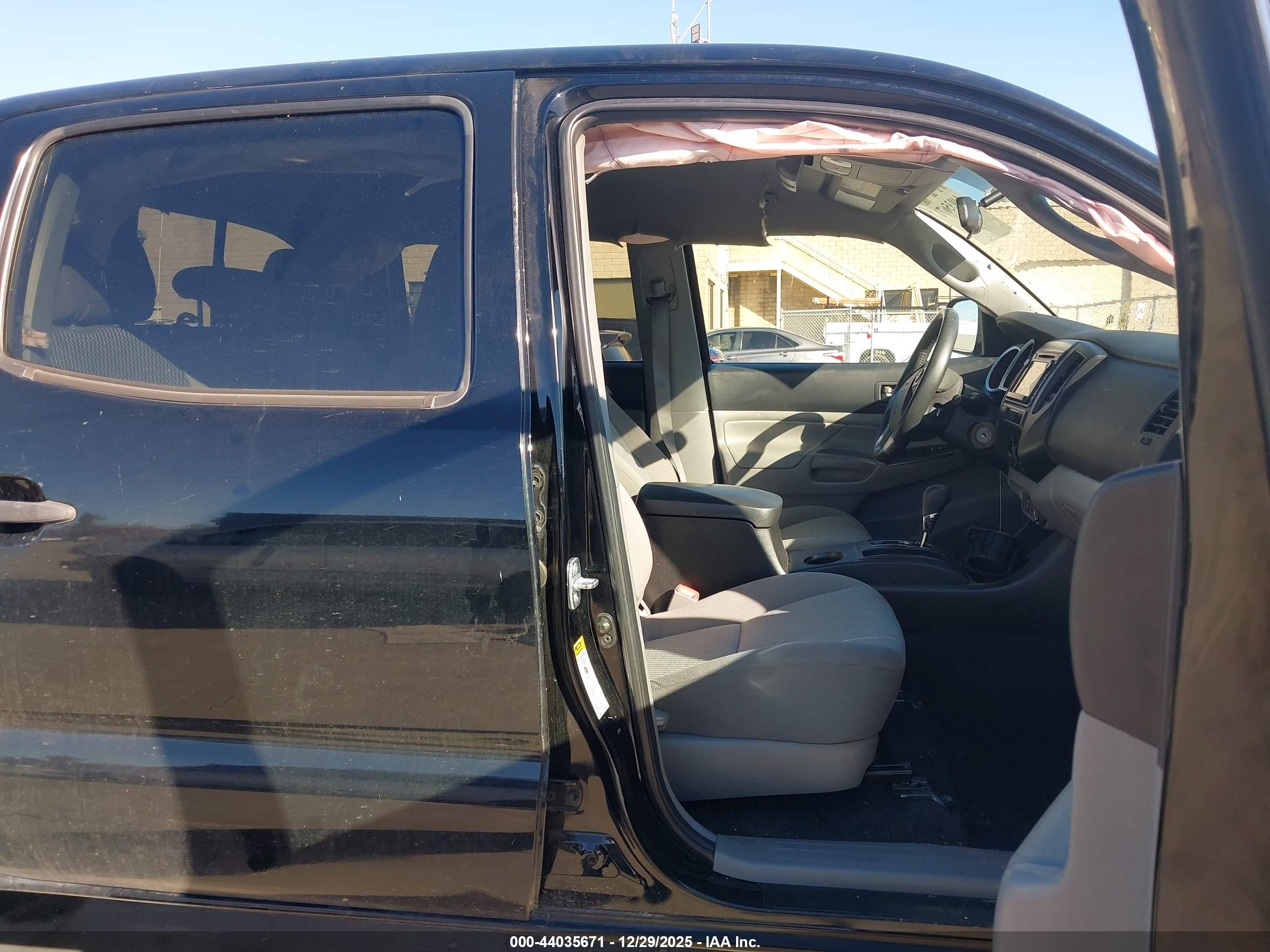 TOYOTA TACOMA image 5