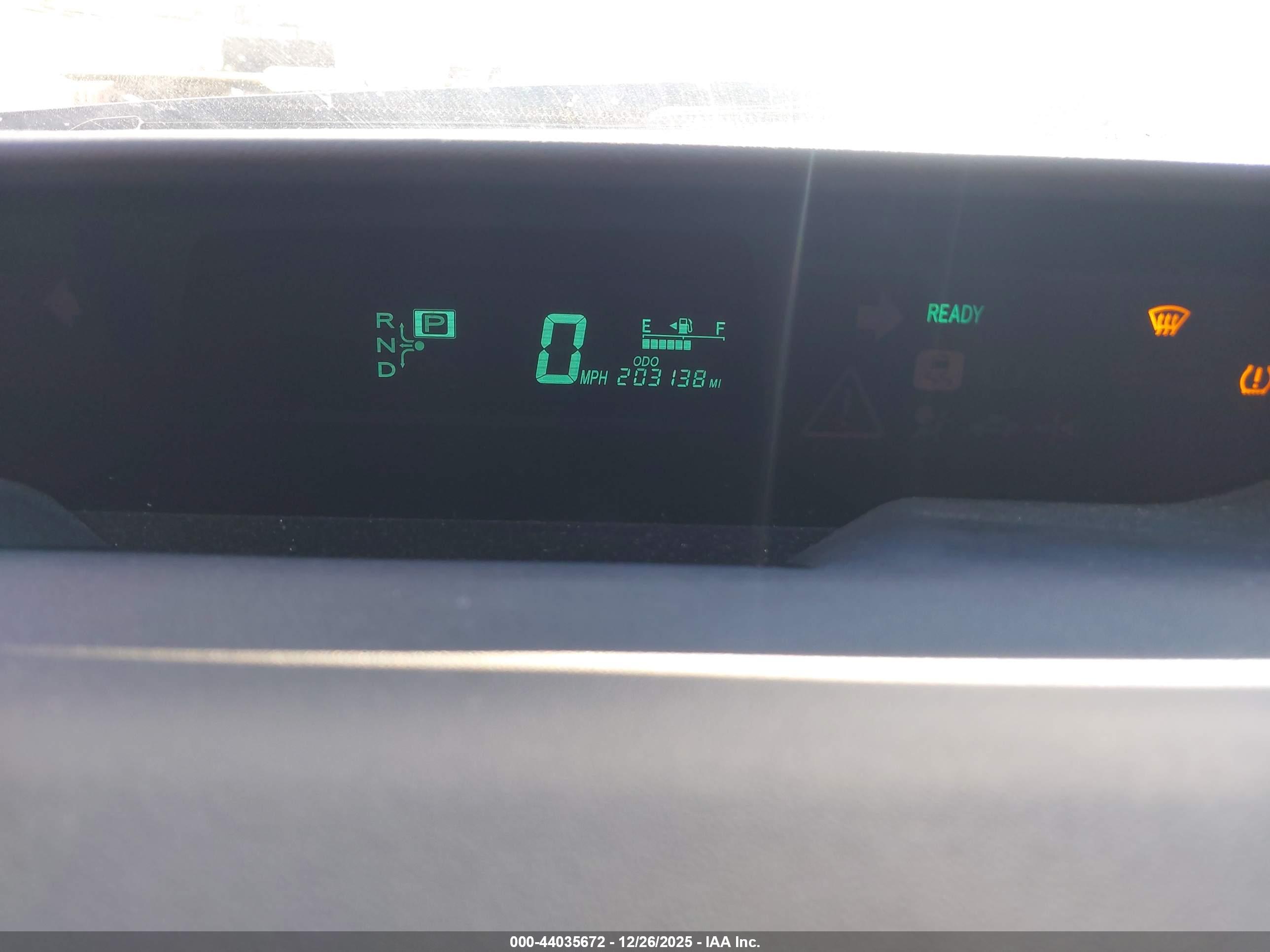 TOYOTA PRIUS image 7