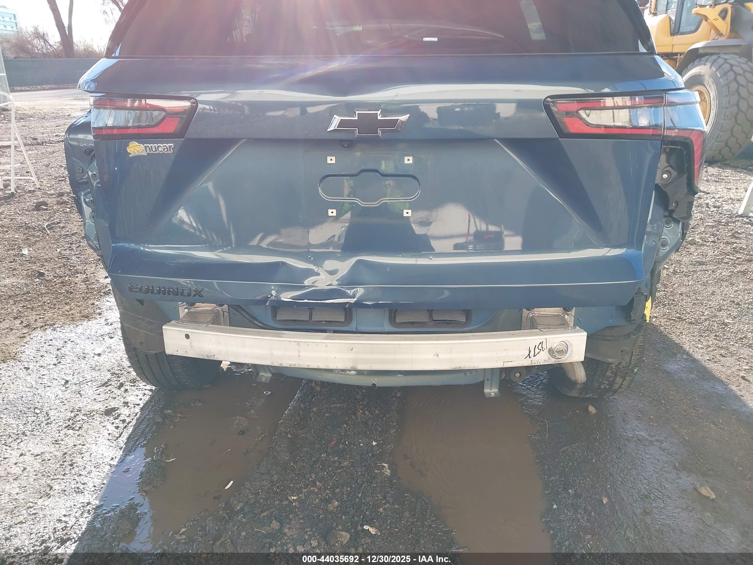 CHEVROLET EQUINOX image 6