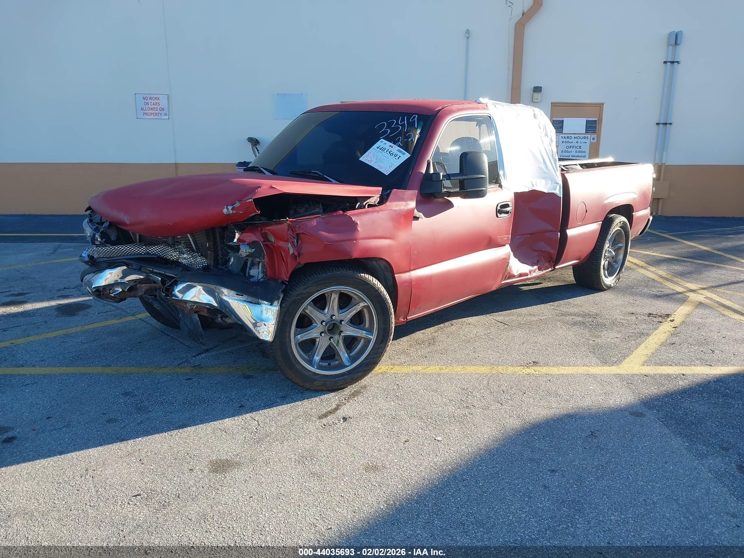 CHEVROLET SILVERADO image 2