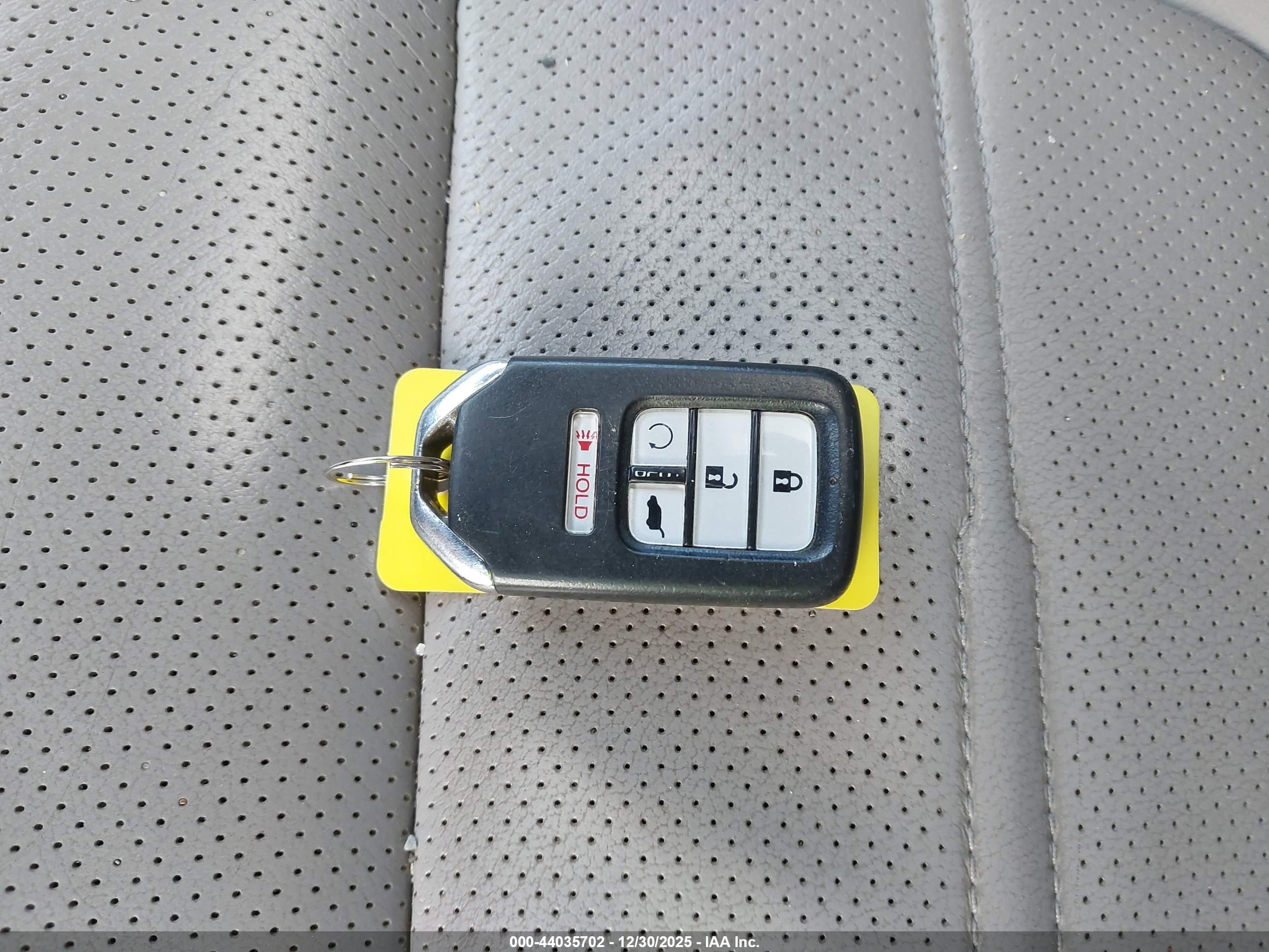 HONDA CR-V image 11