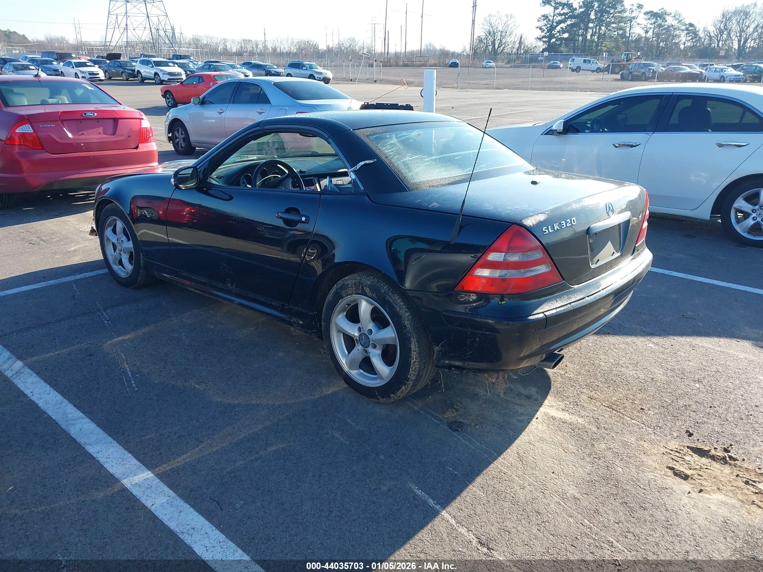 MERCEDES-BENZ SLK image 3