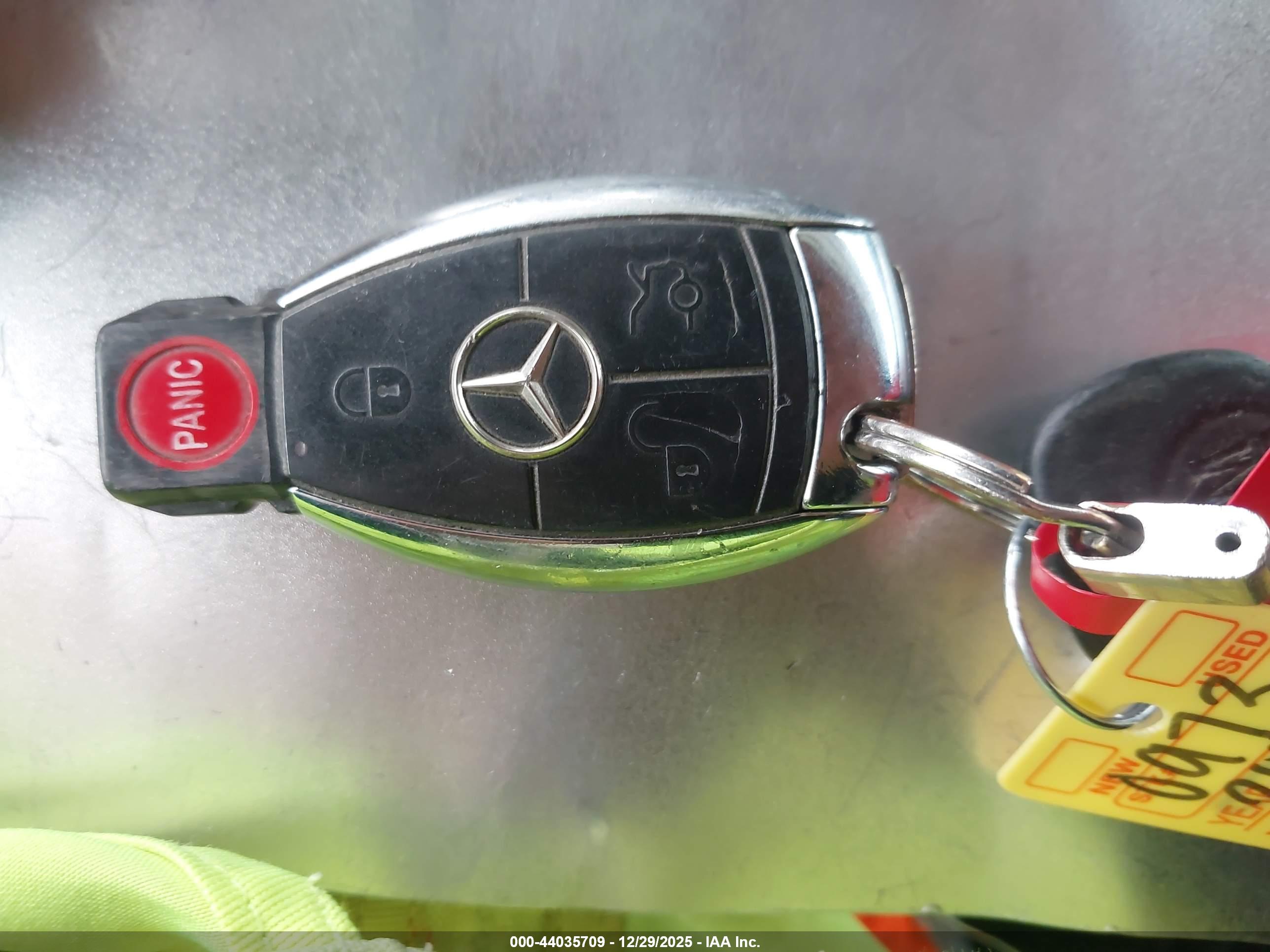 MERCEDES-BENZ C image 11