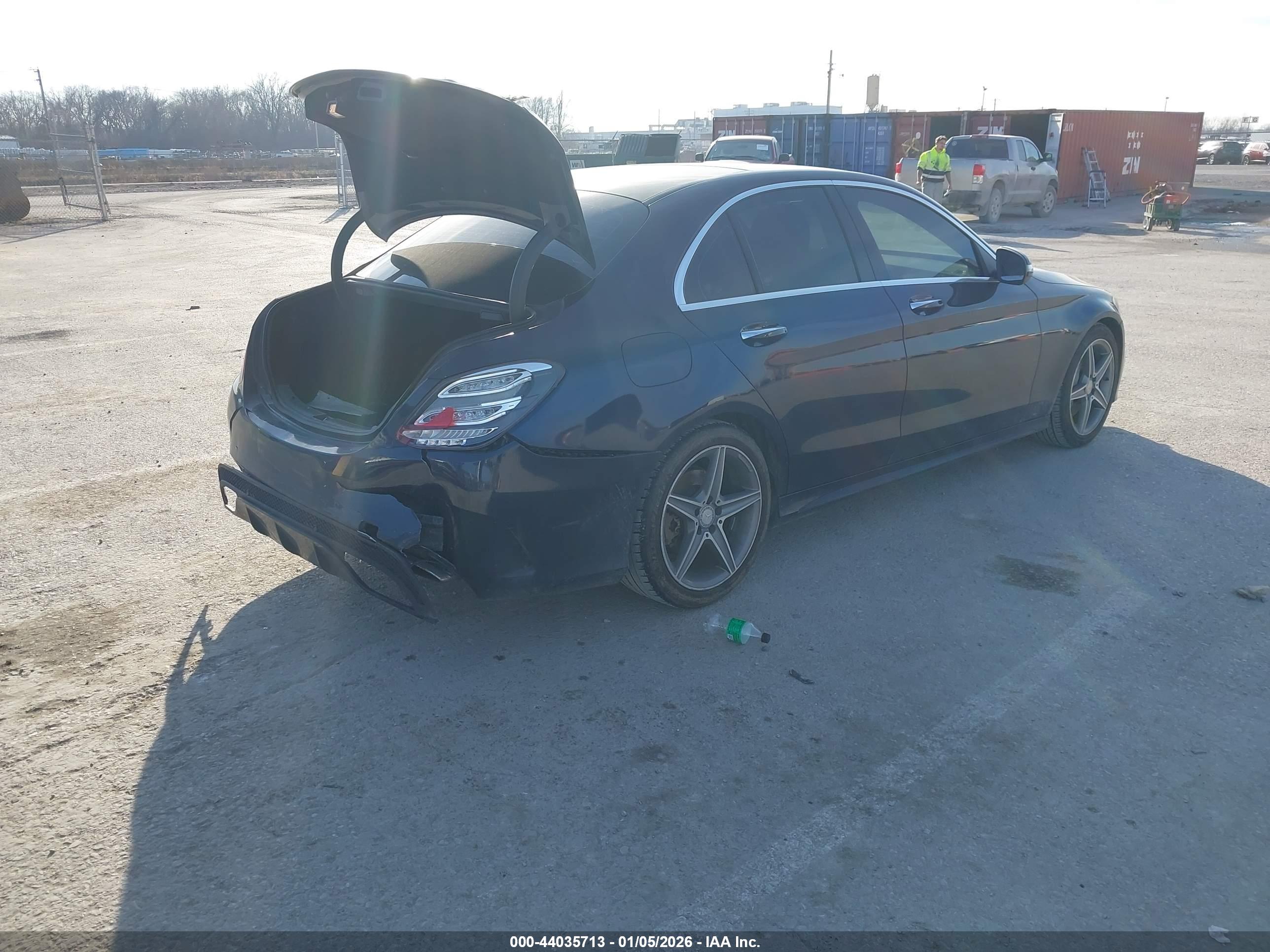 MERCEDES-BENZ C image 4