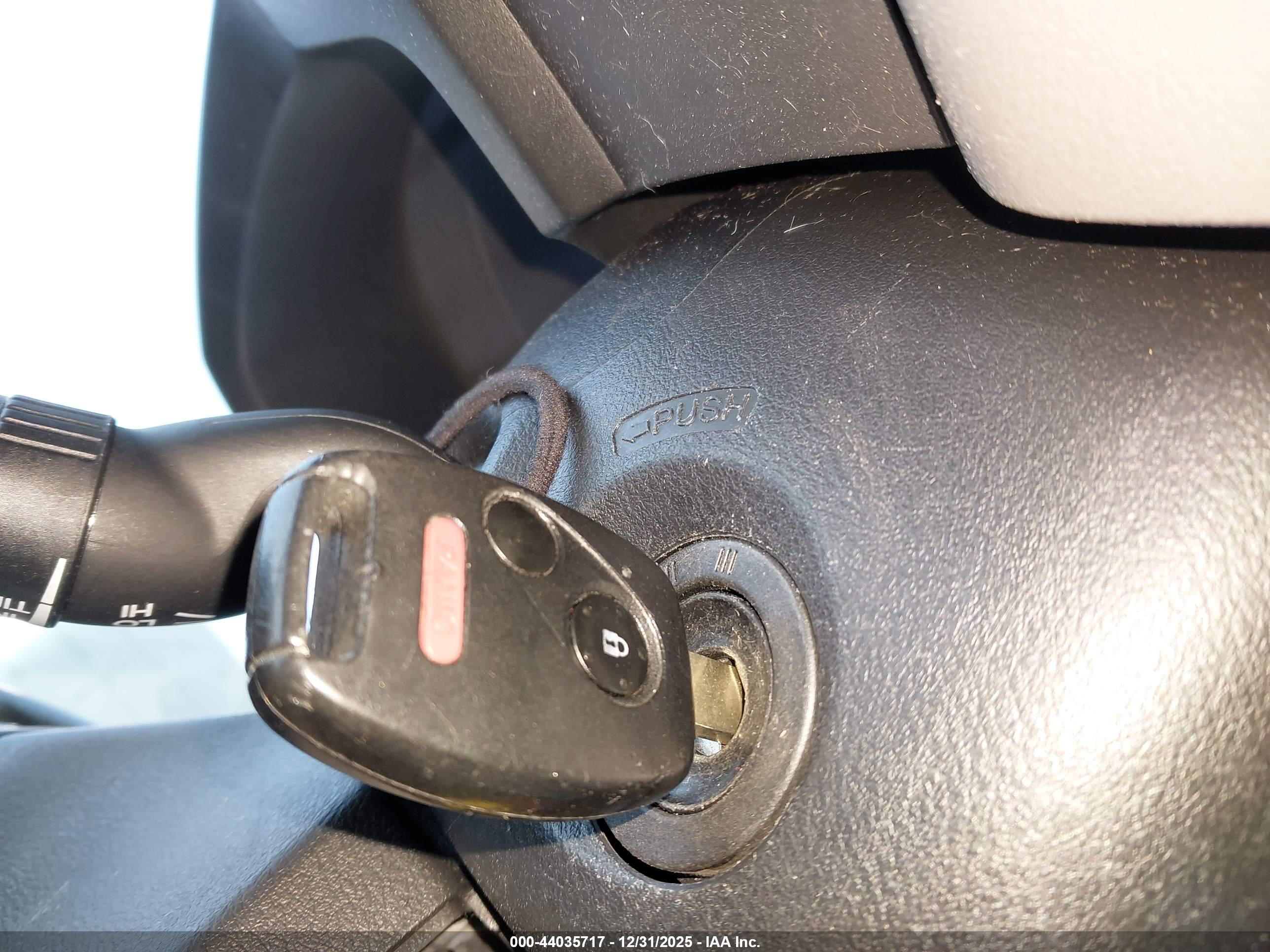 HONDA CR-V image 11