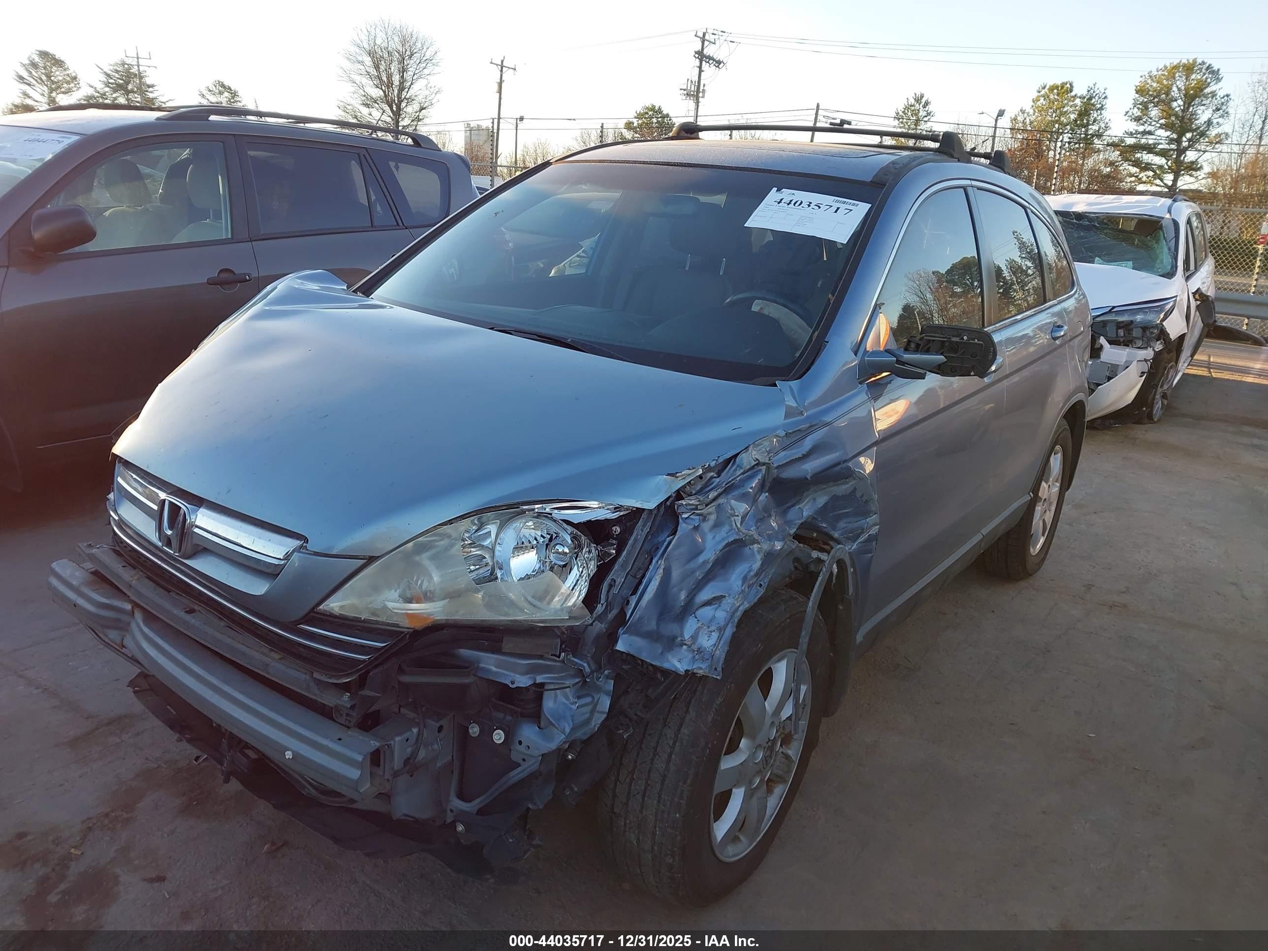 HONDA CR-V image 2