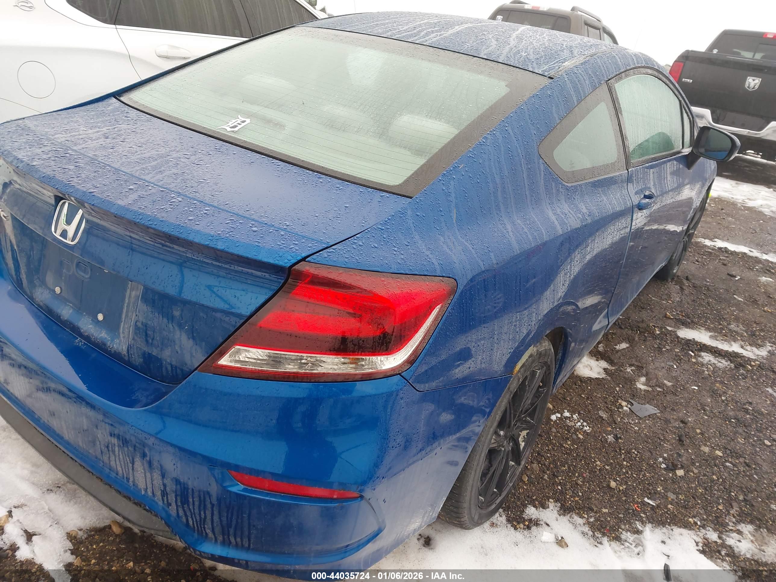 HONDA CIVIC image 4