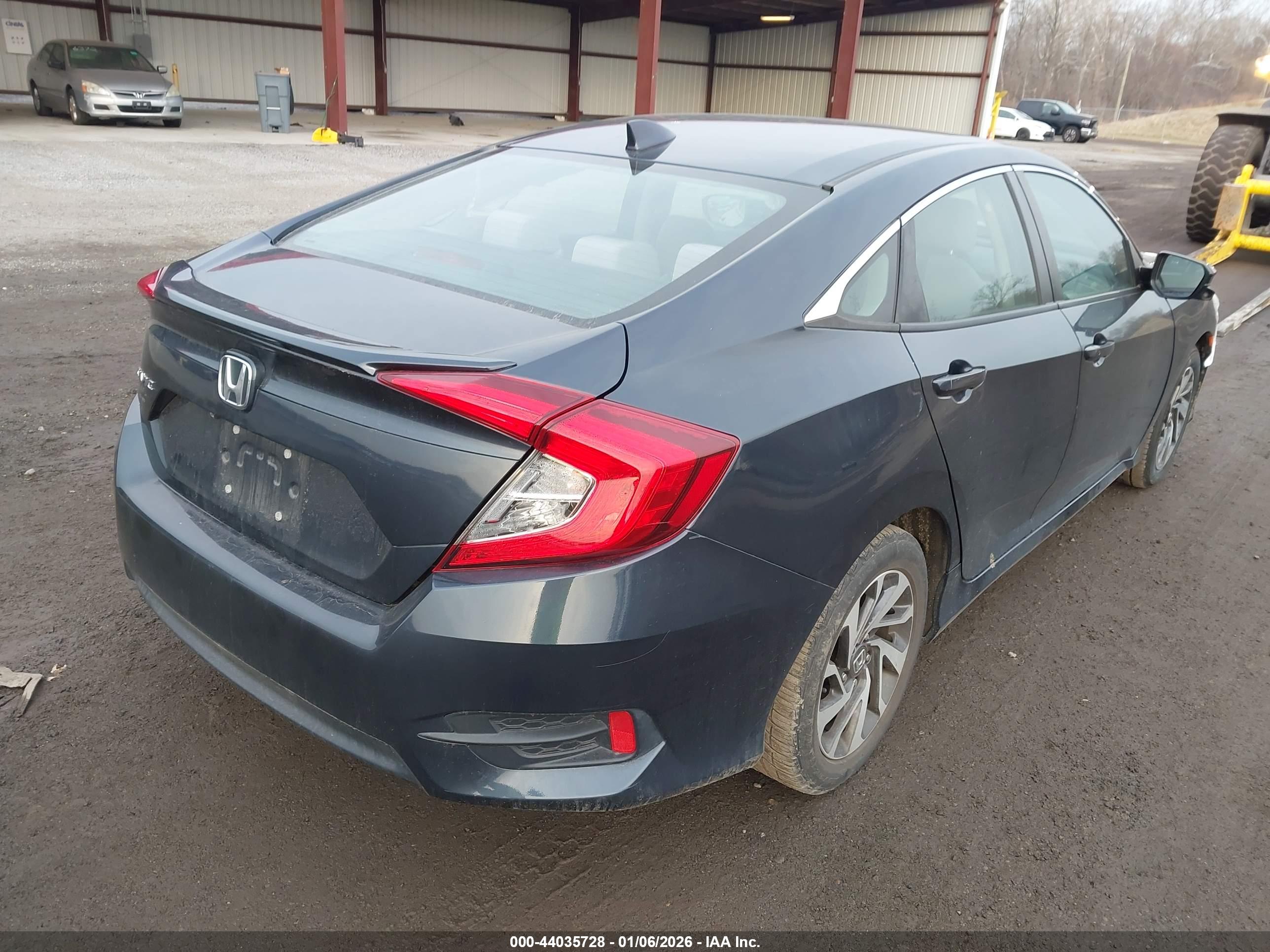 HONDA CIVIC image 4