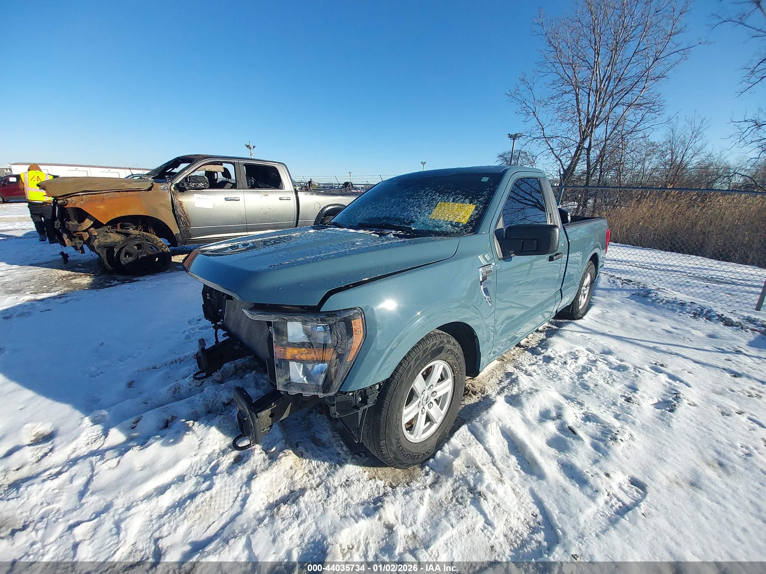 FORD F-150 image 2