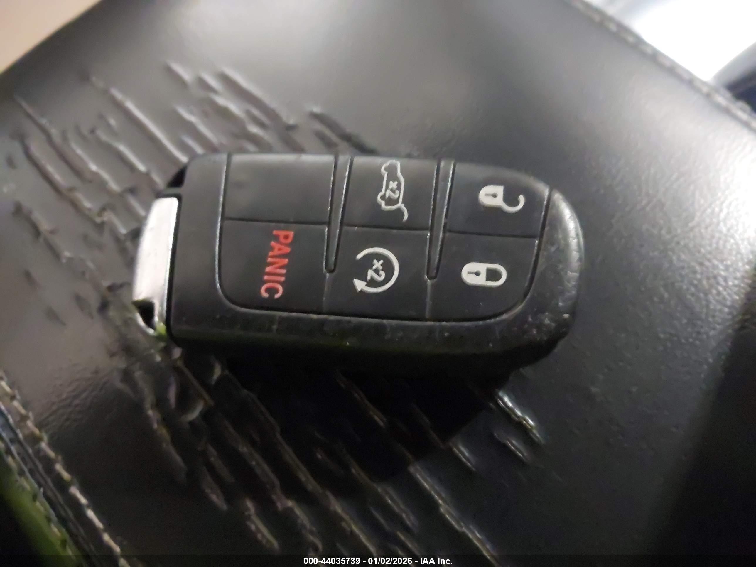 JEEP GRAND image 11