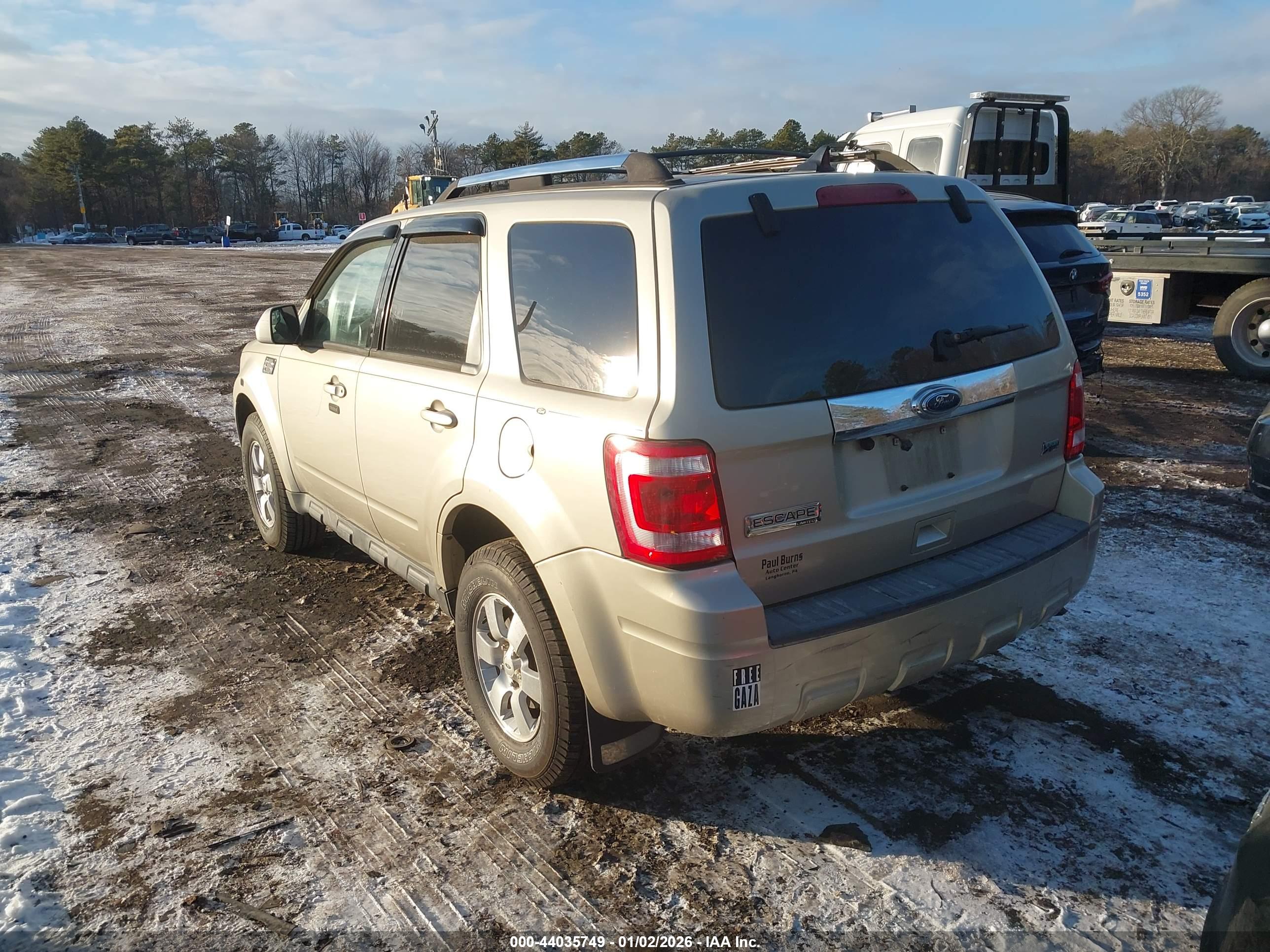 FORD ESCAPE image 3
