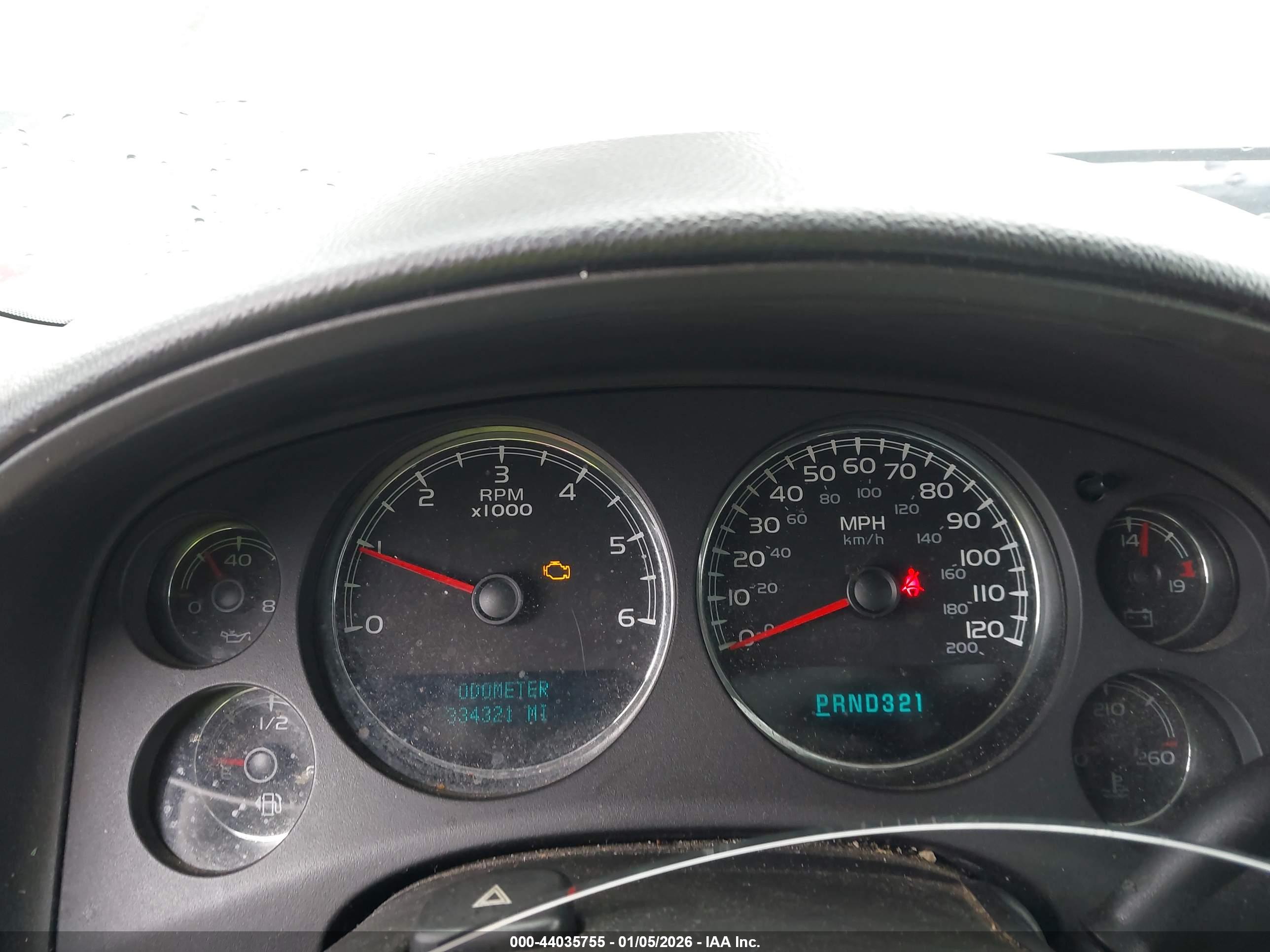 GMC YUKON image 7