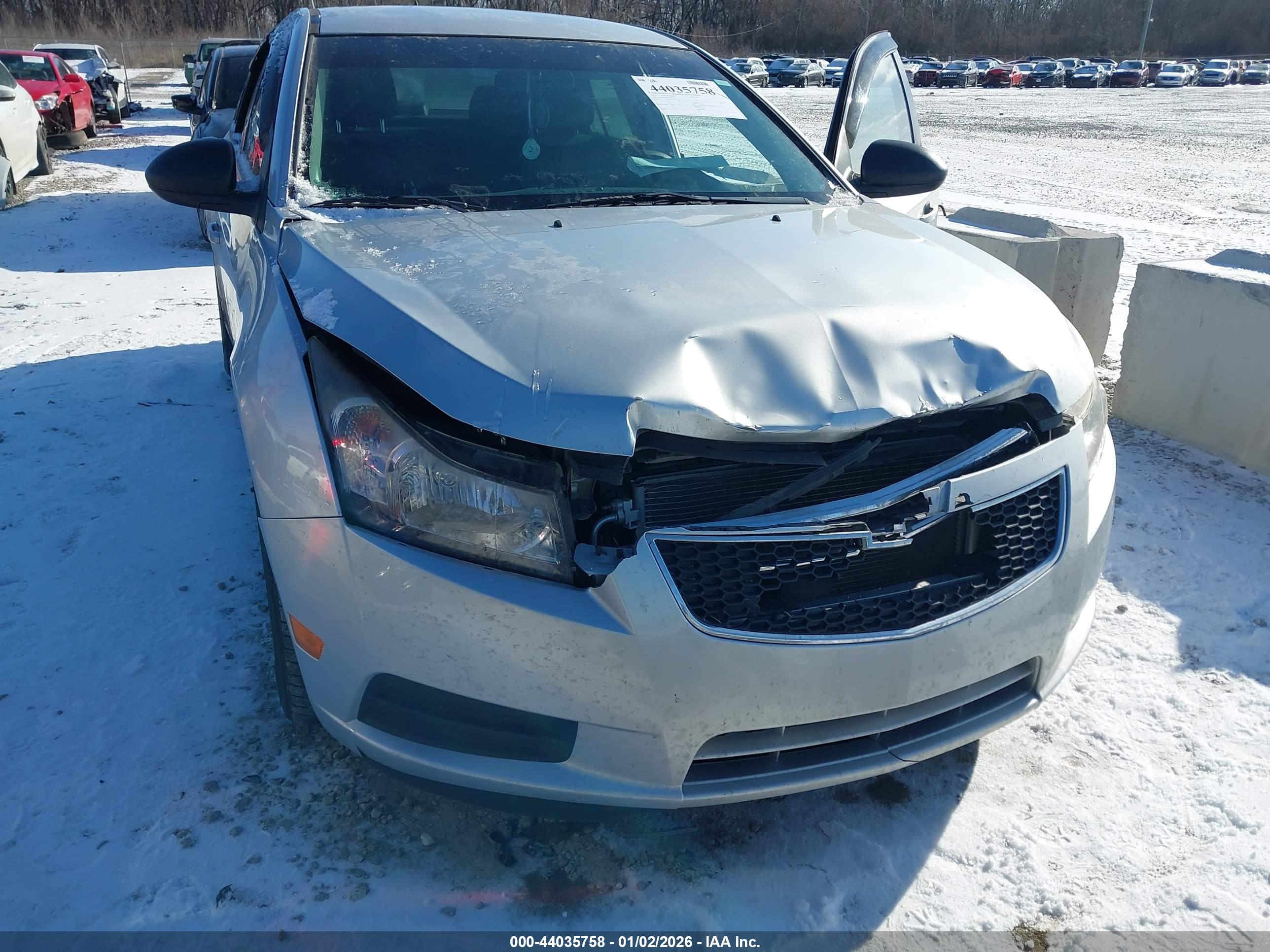 CHEVROLET CRUZE image 6