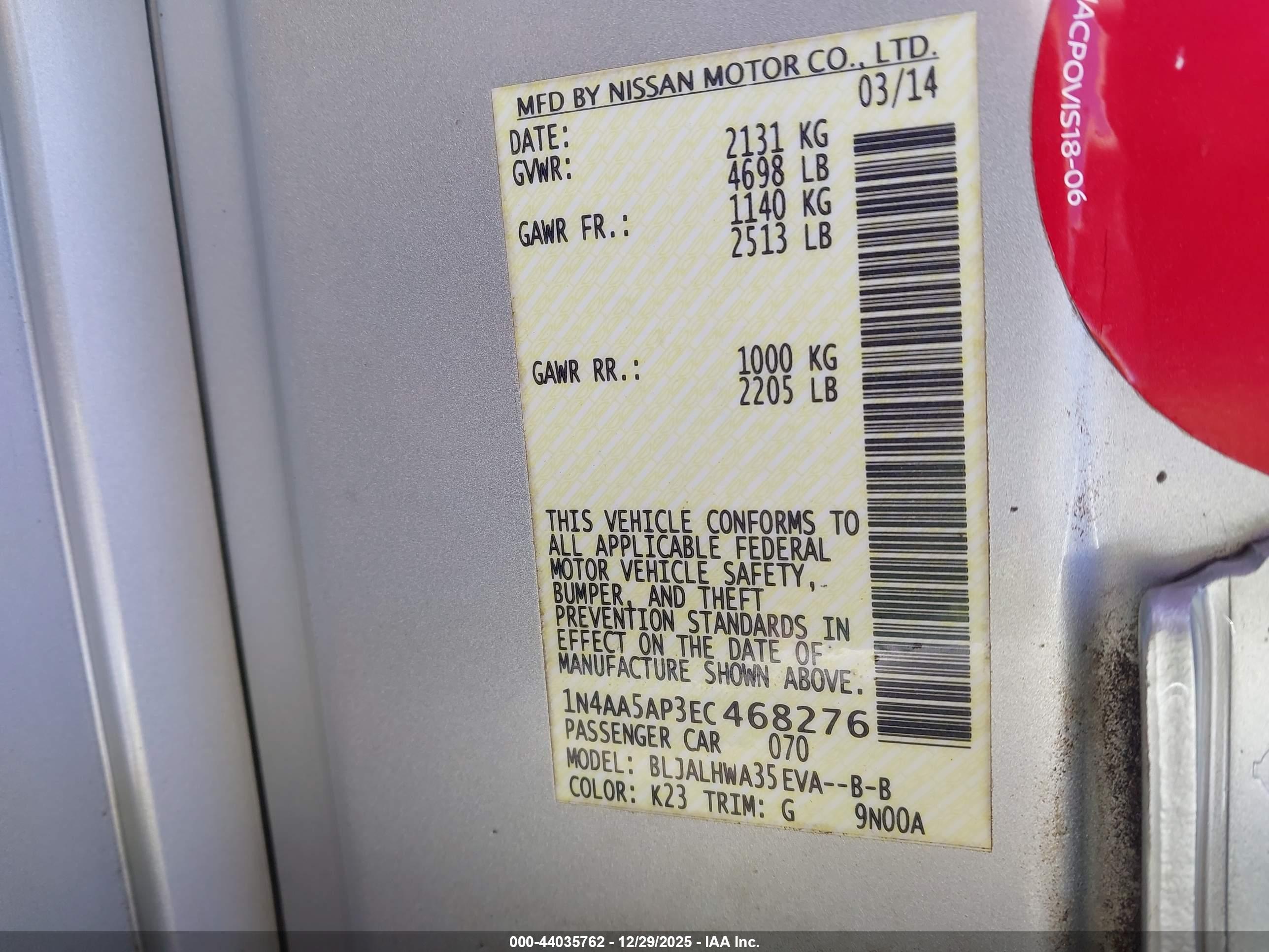 NISSAN MAXIMA image 9
