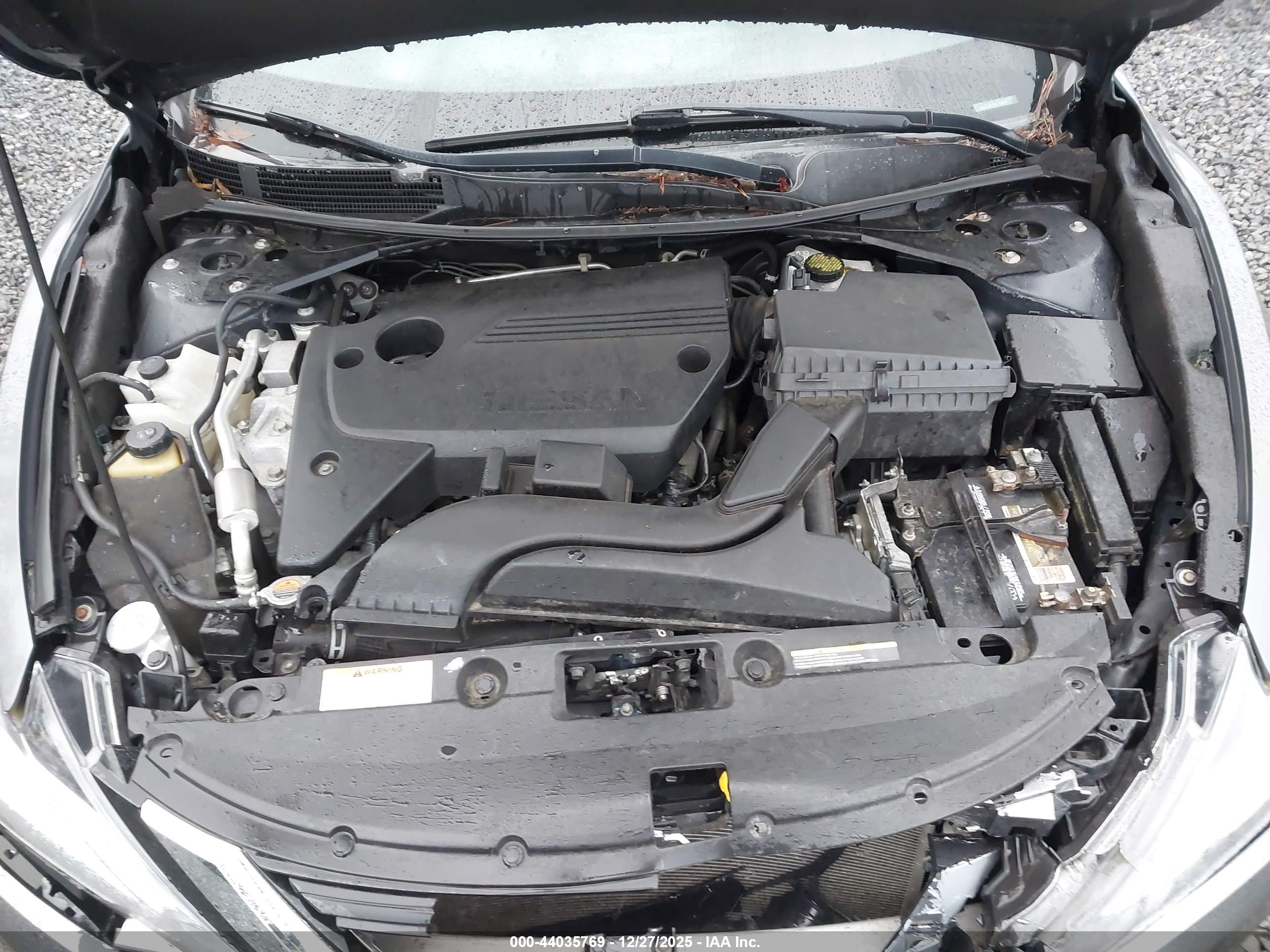 NISSAN ALTIMA image 10
