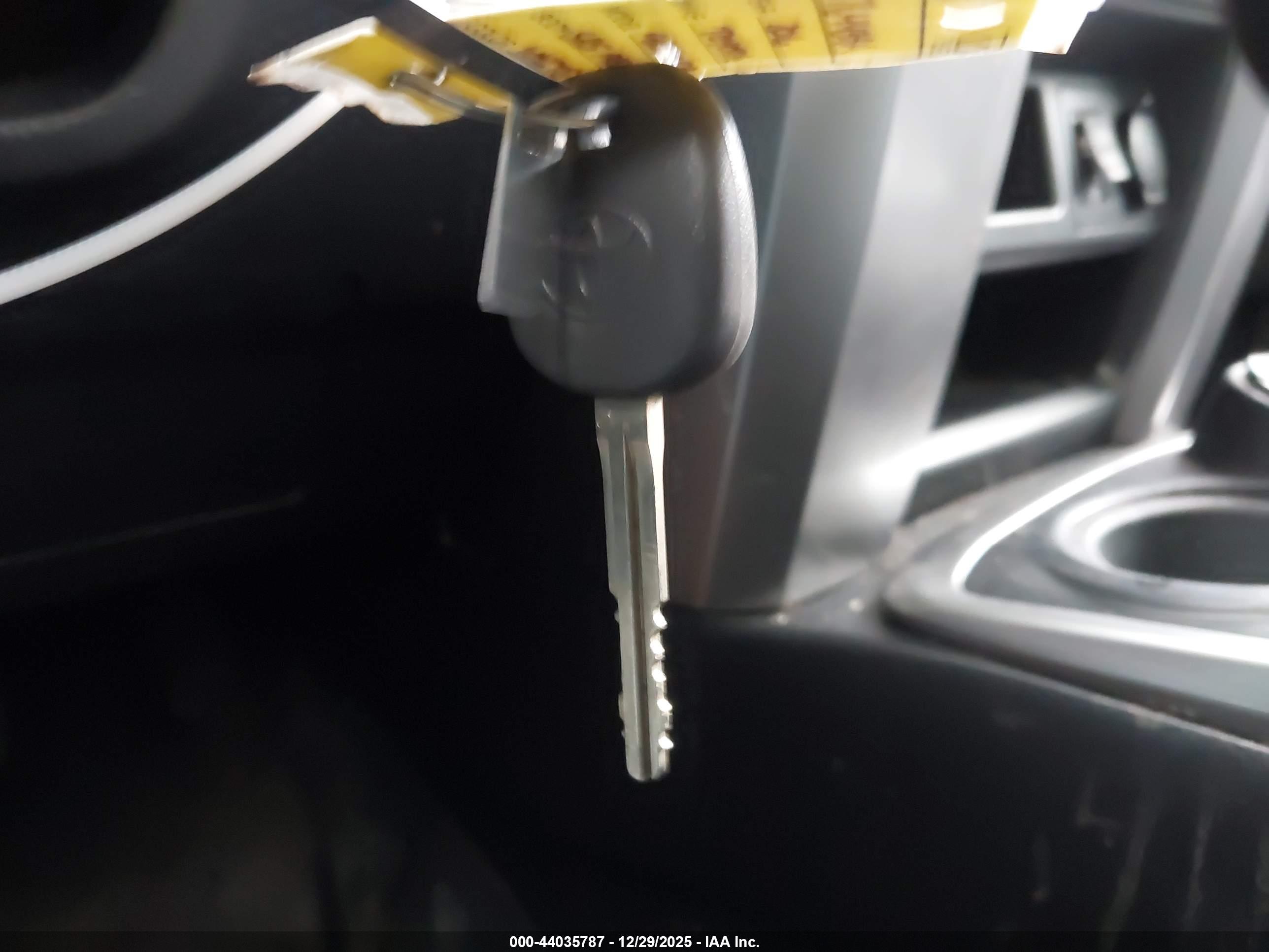 TOYOTA 4RUNNER image 11
