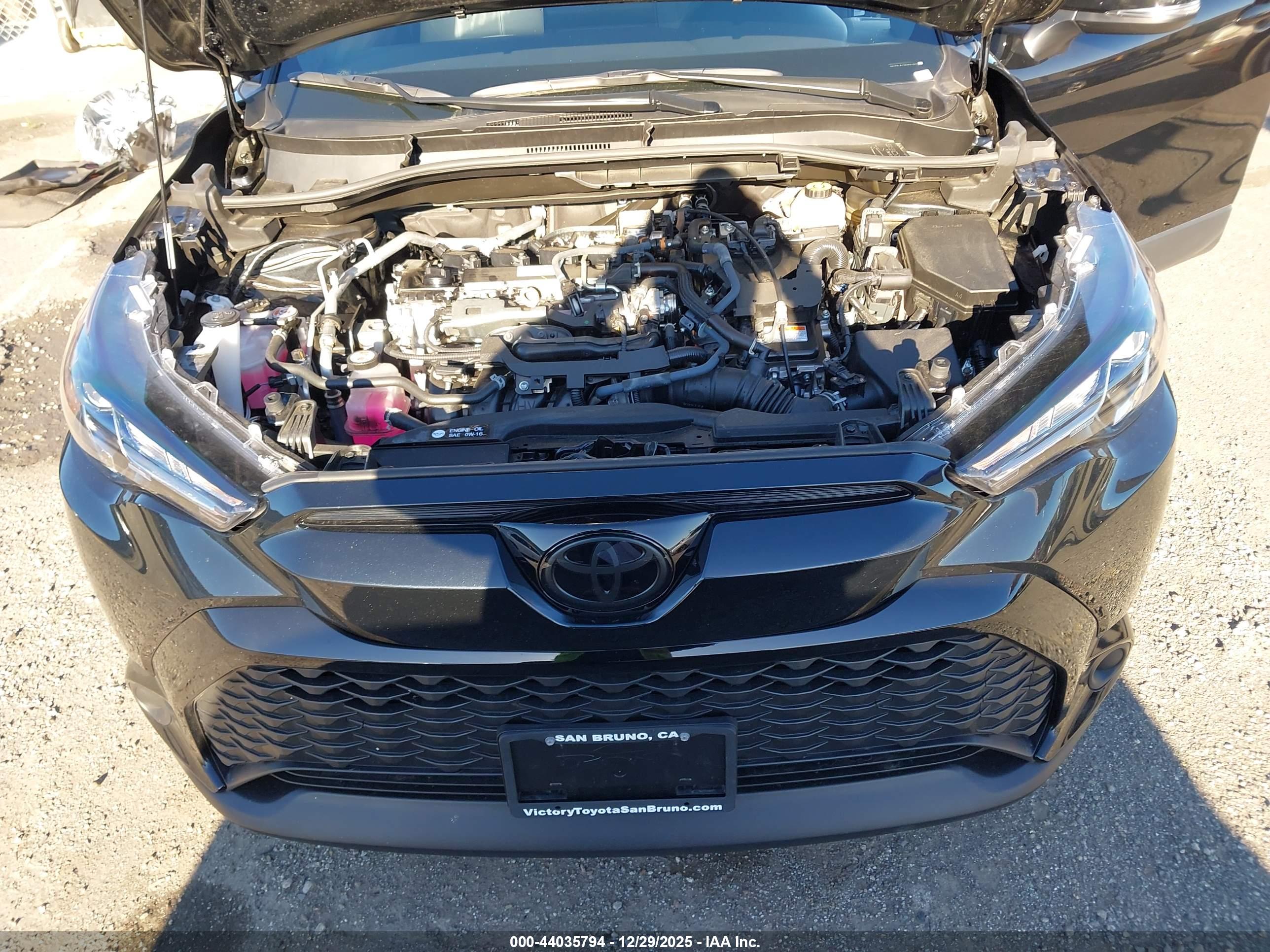 TOYOTA COROLLA image 10
