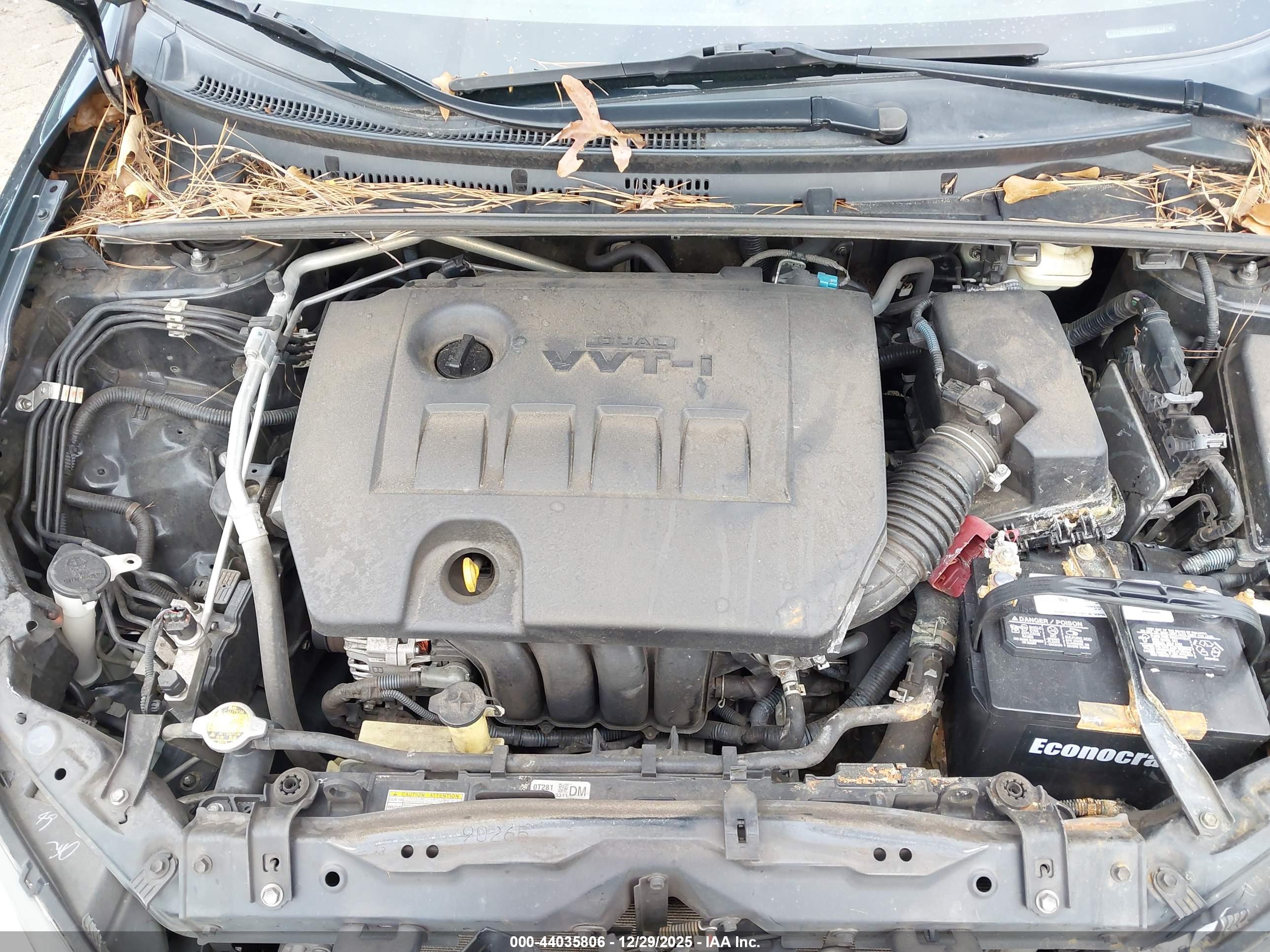 TOYOTA COROLLA image 10