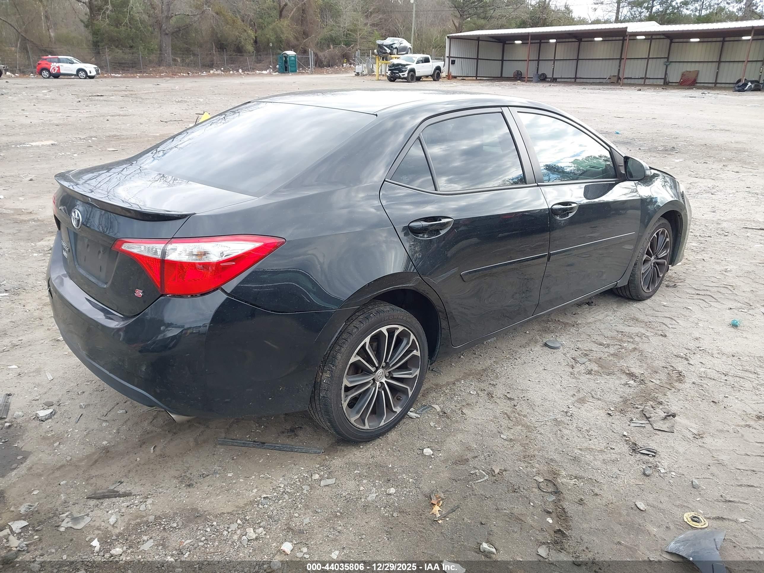 TOYOTA COROLLA image 4