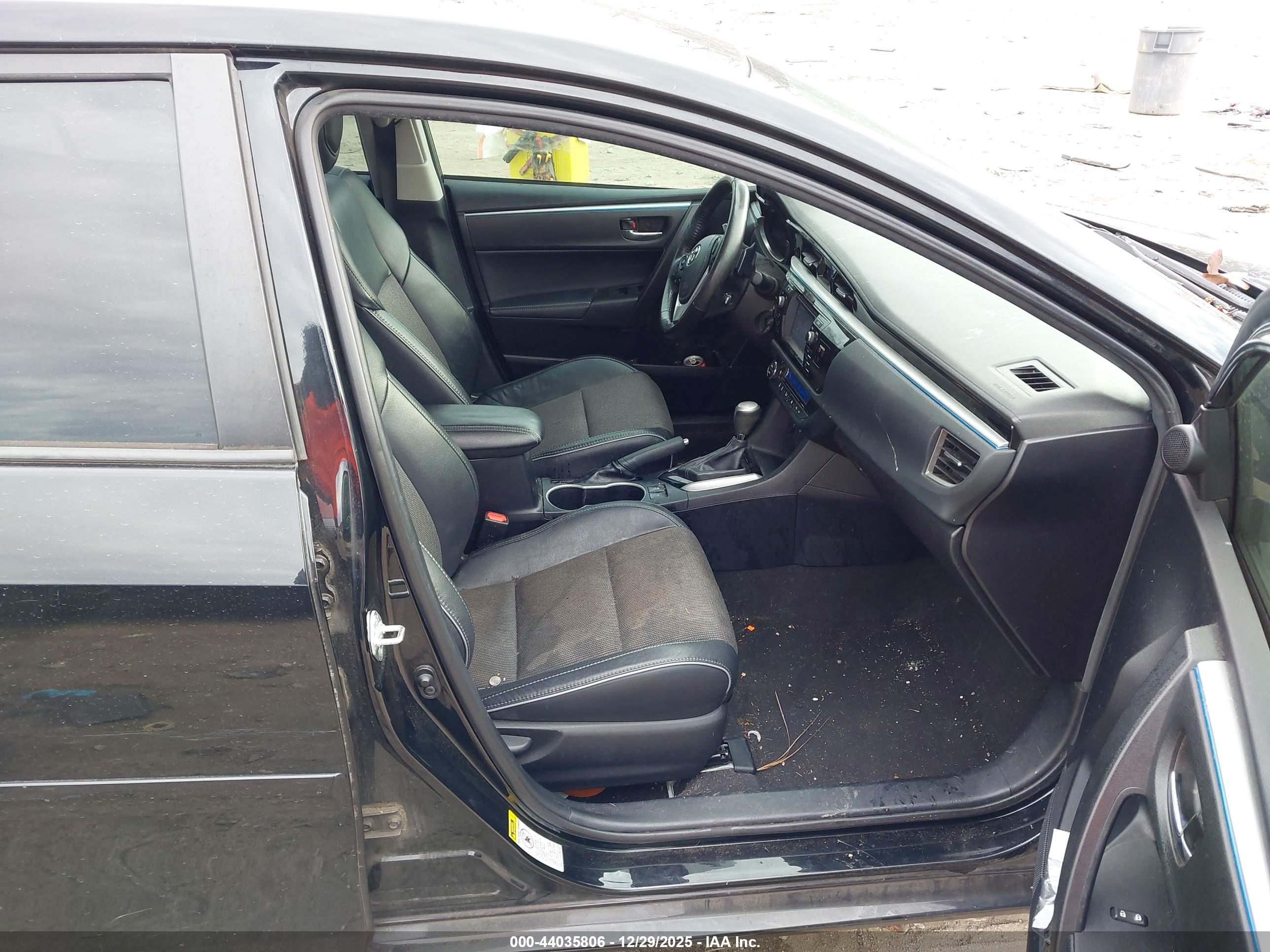 TOYOTA COROLLA image 5