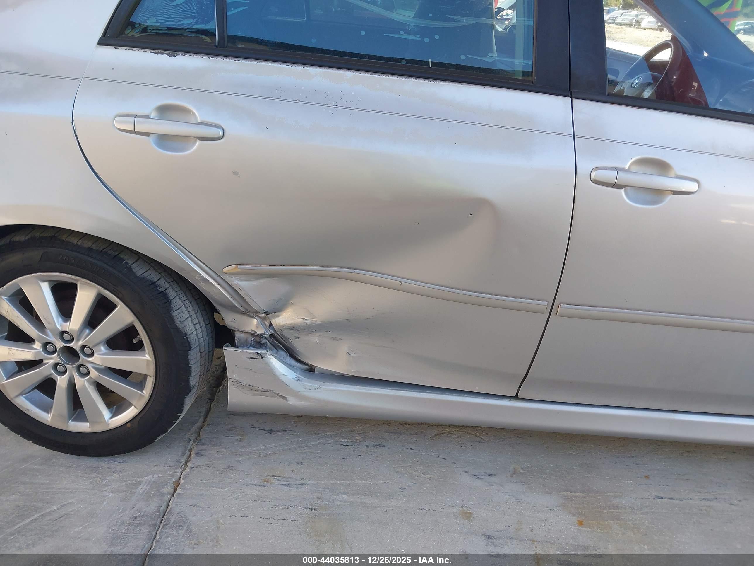 TOYOTA COROLLA image 6