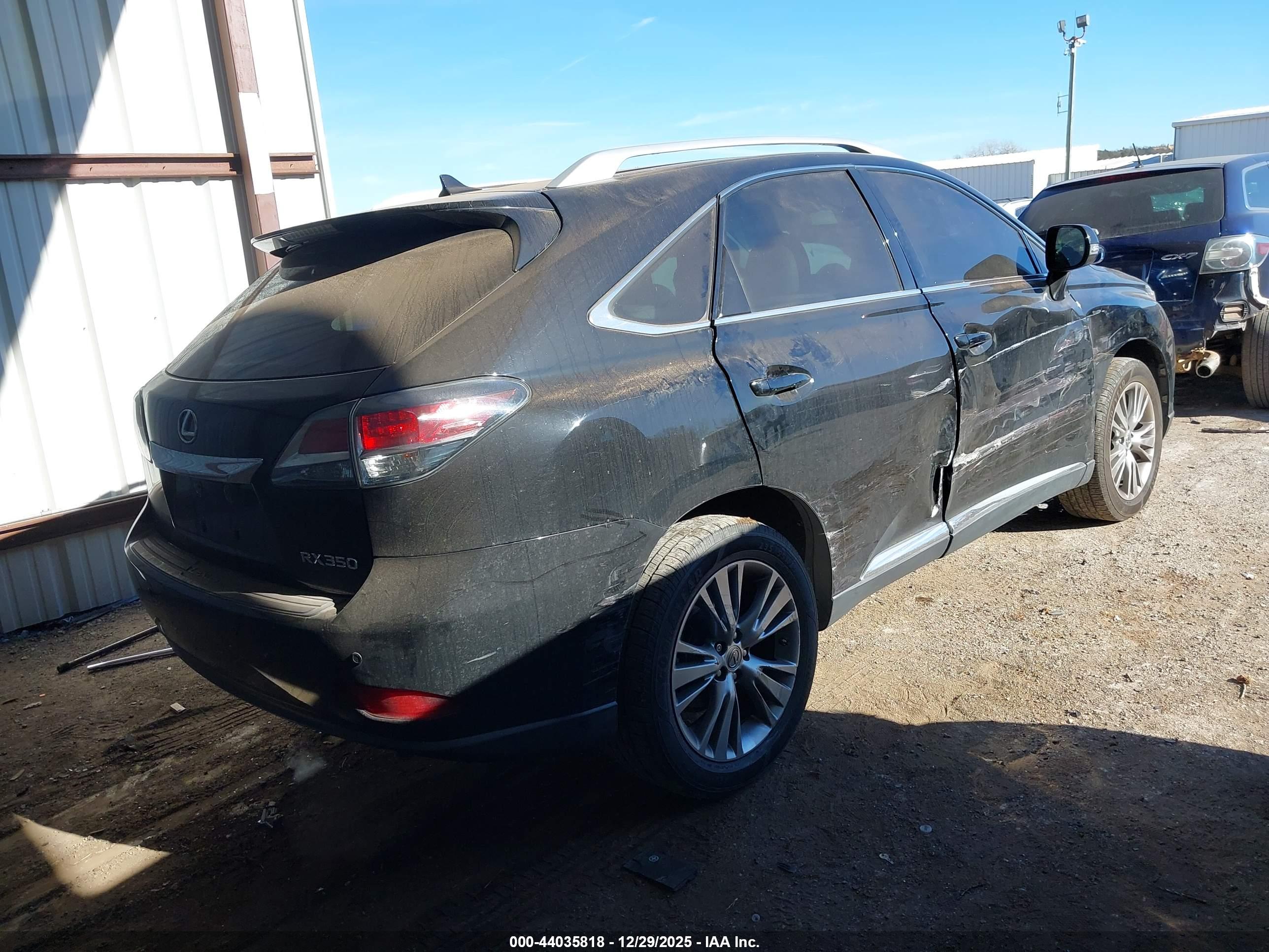 LEXUS RX image 4
