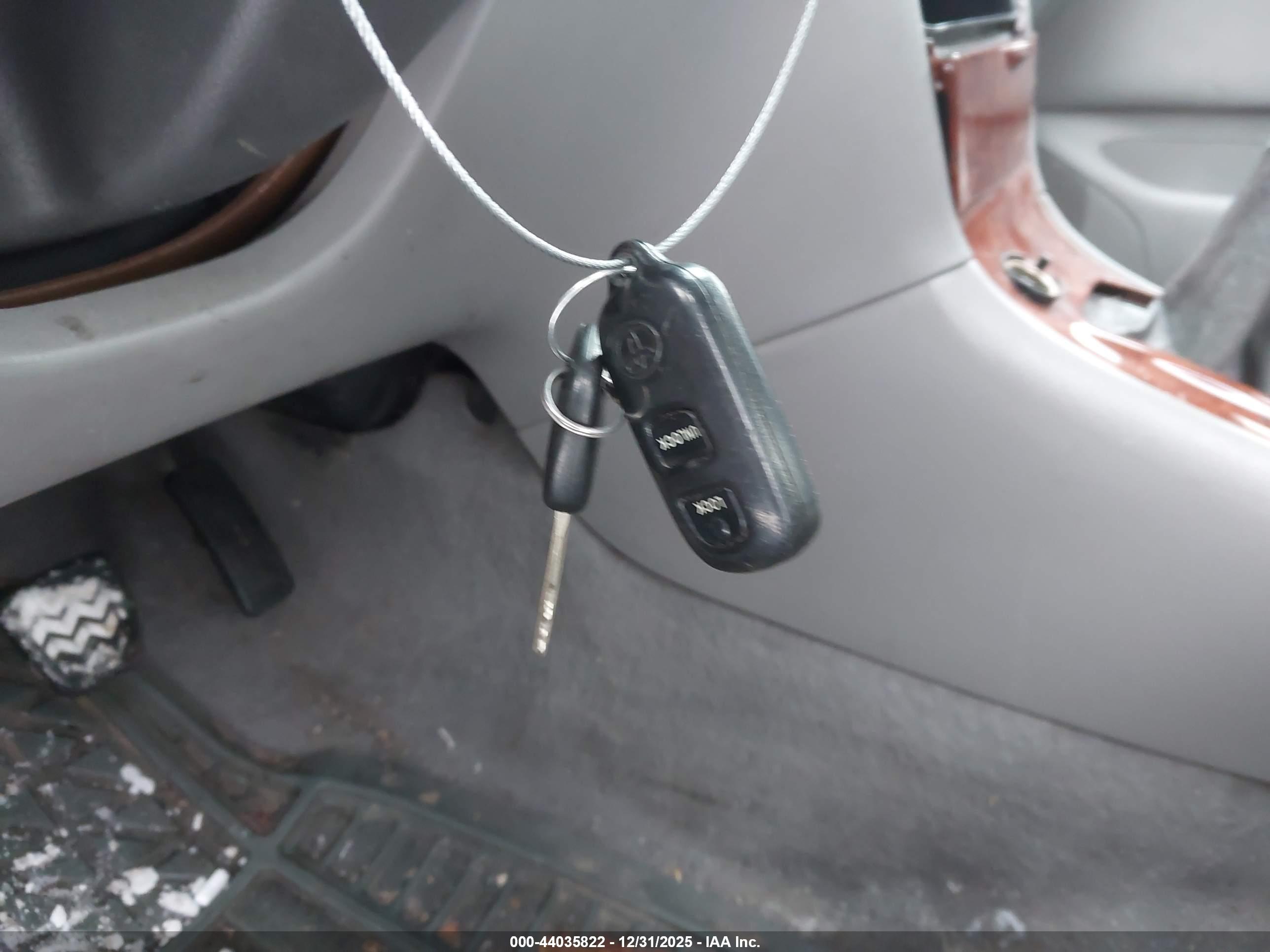 TOYOTA COROLLA image 11