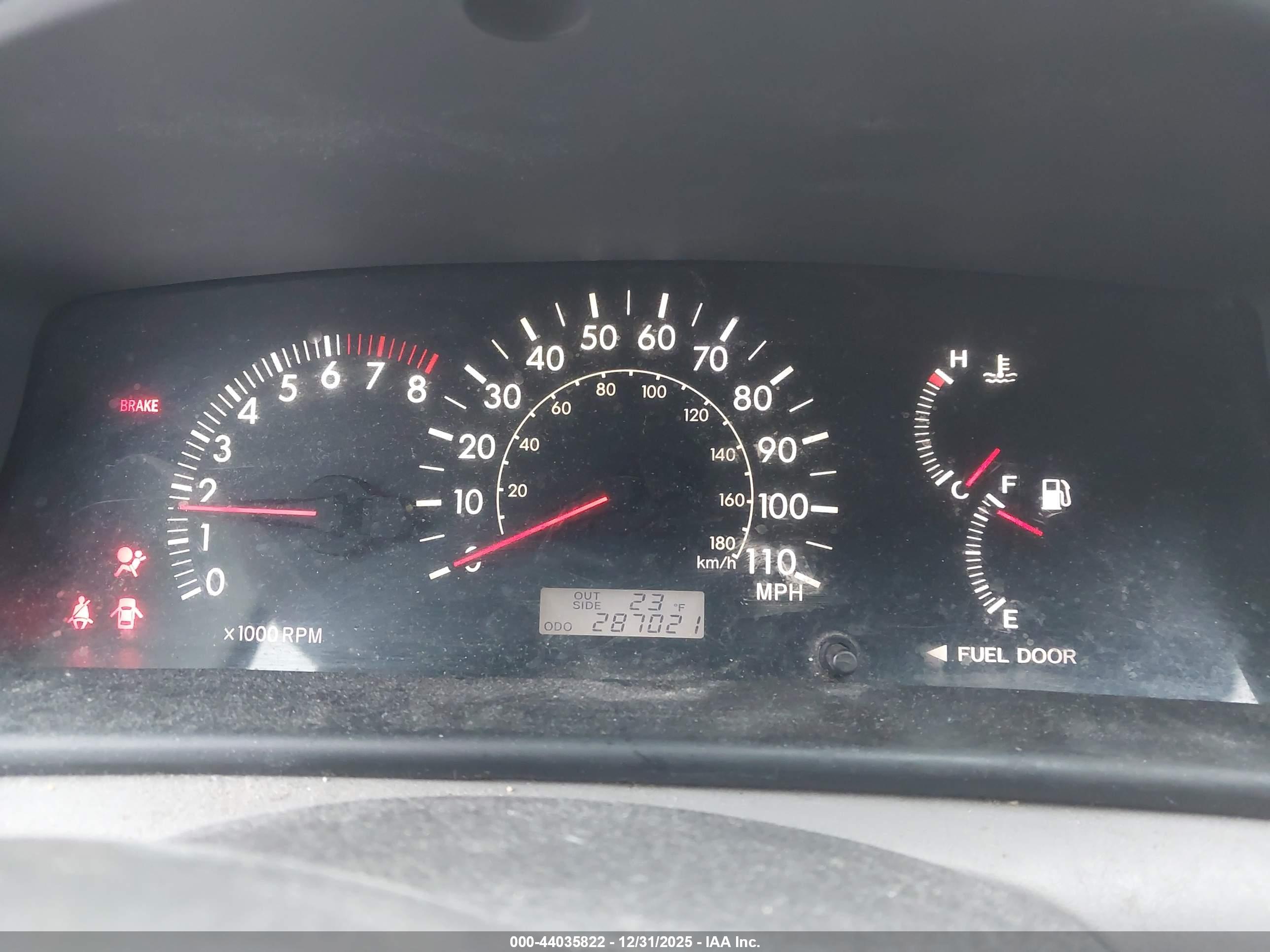 TOYOTA COROLLA image 7