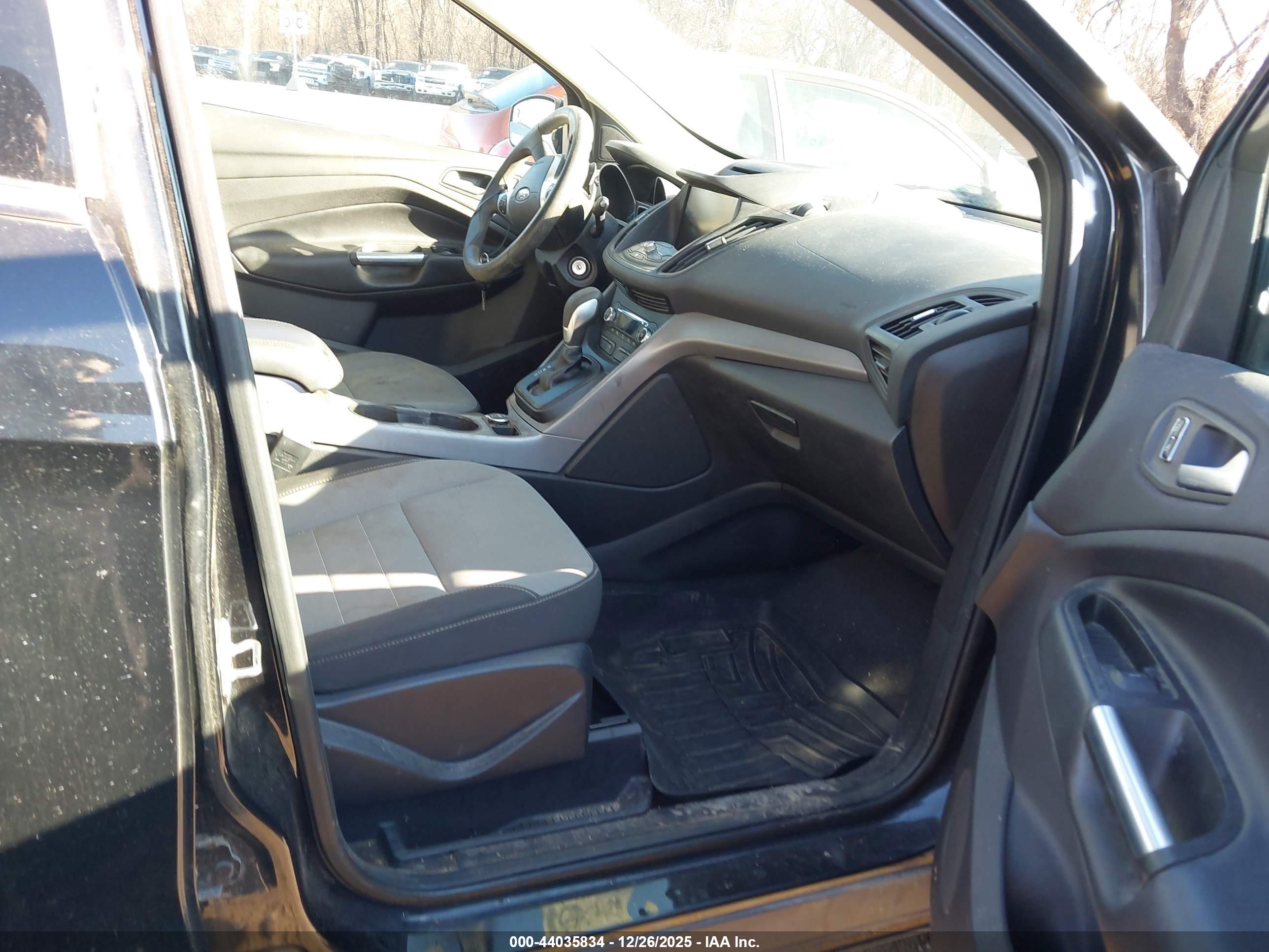 FORD ESCAPE image 5