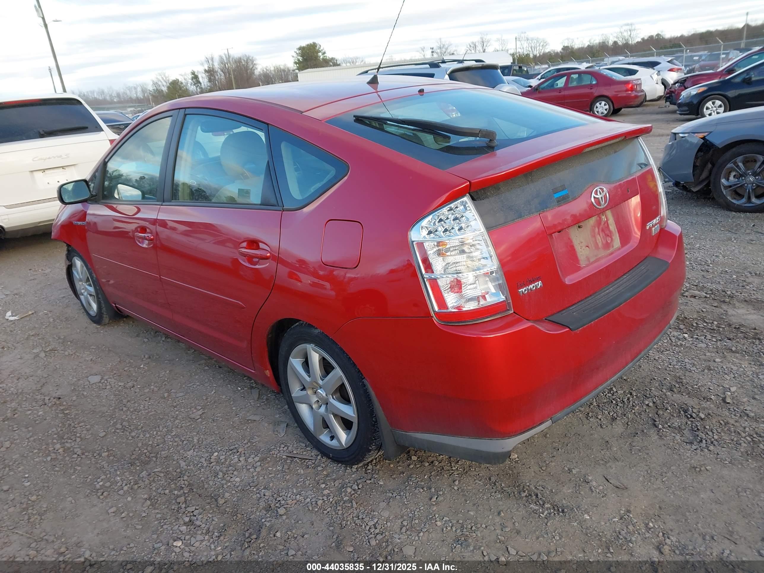 TOYOTA PRIUS image 3
