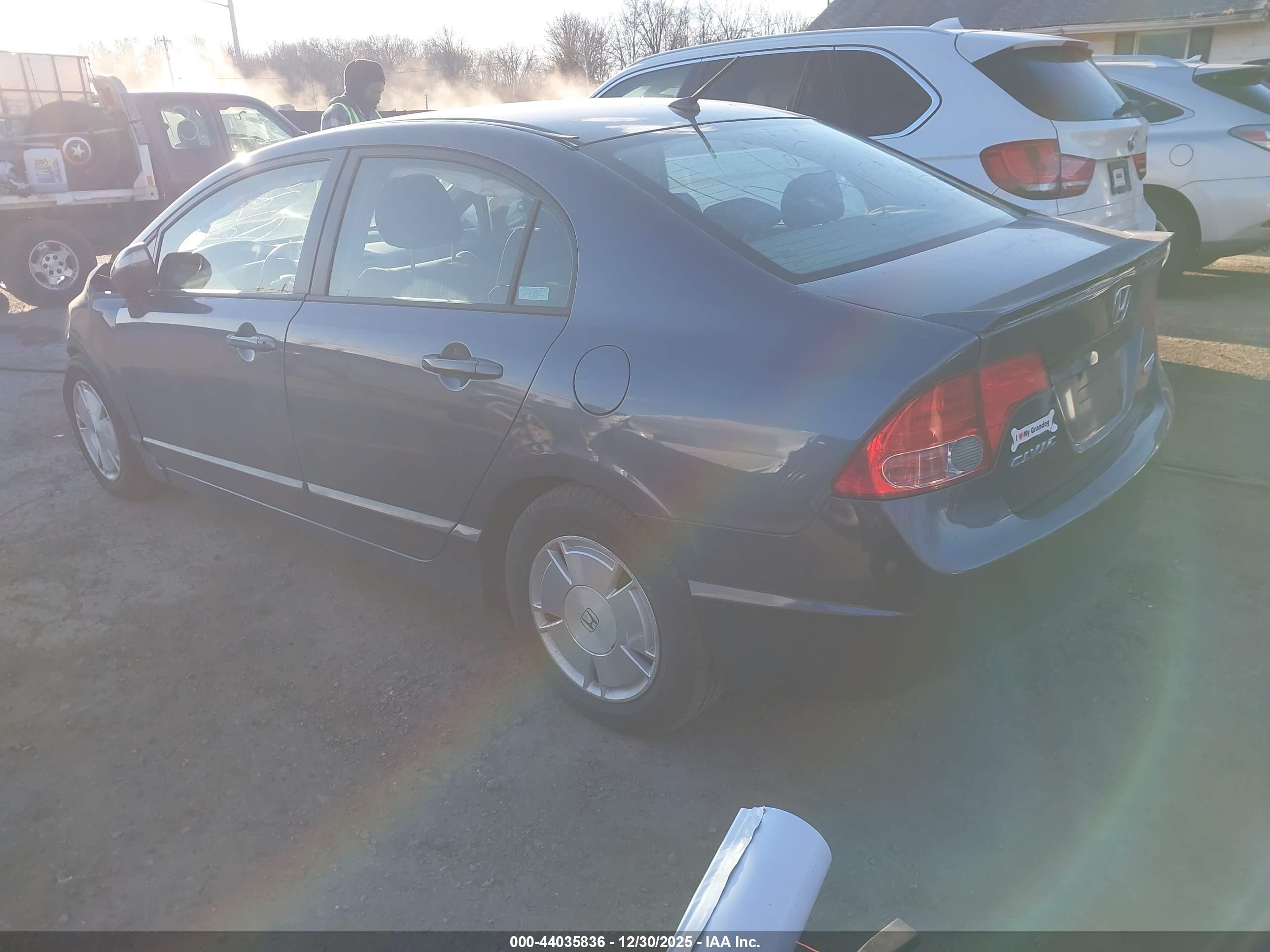 HONDA CIVIC image 3