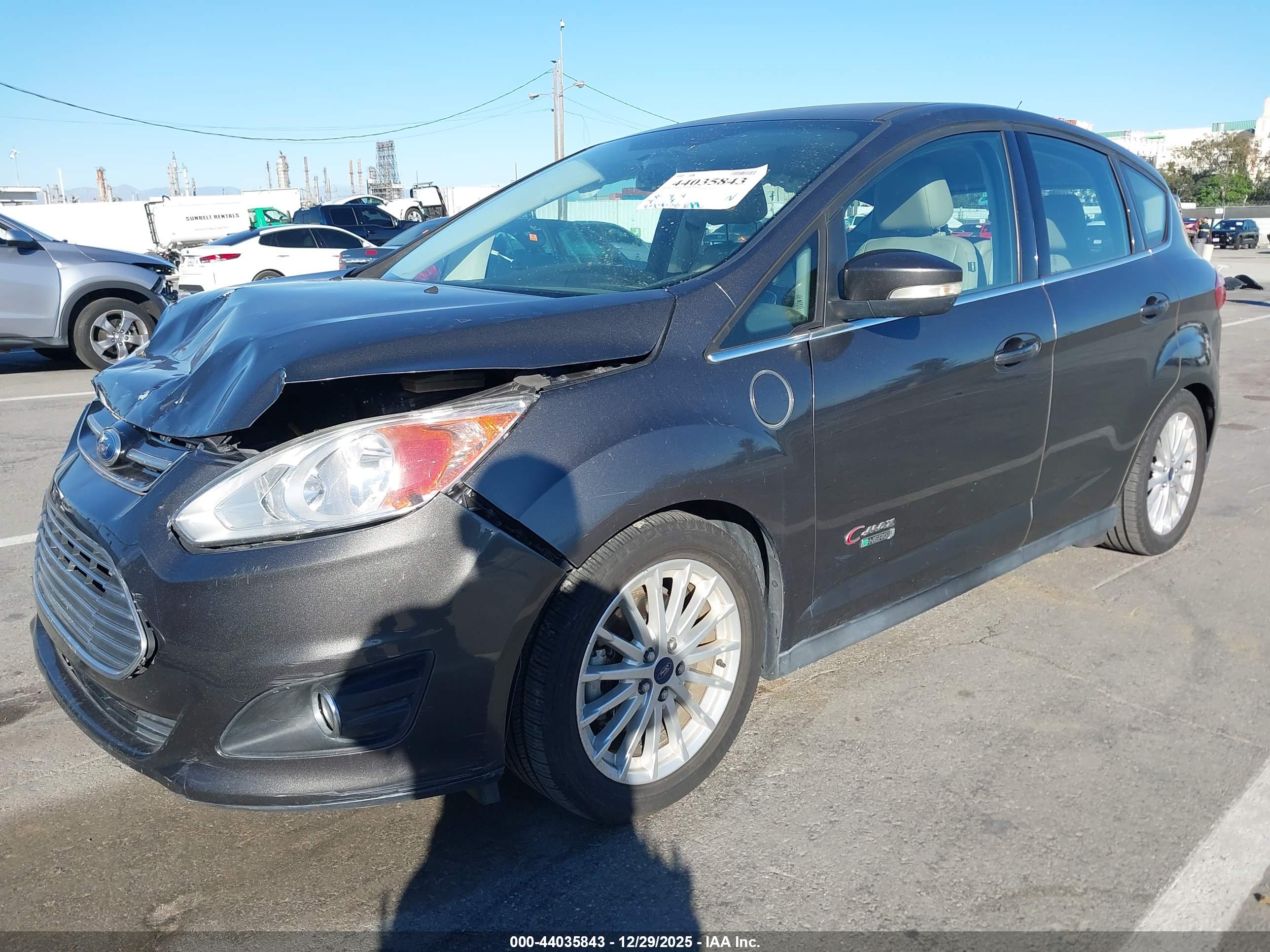 FORD C-MAX image 2