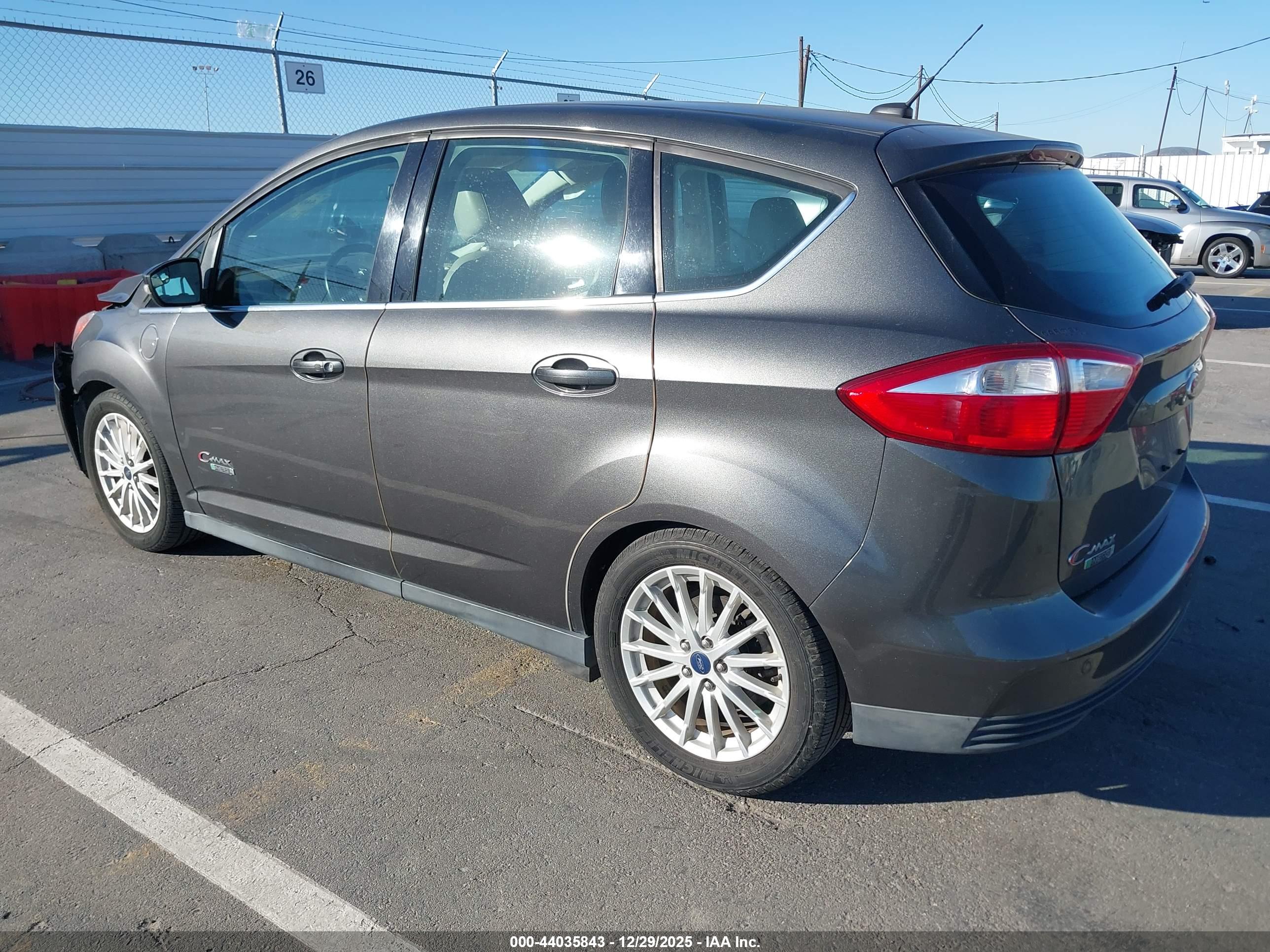 FORD C-MAX image 3