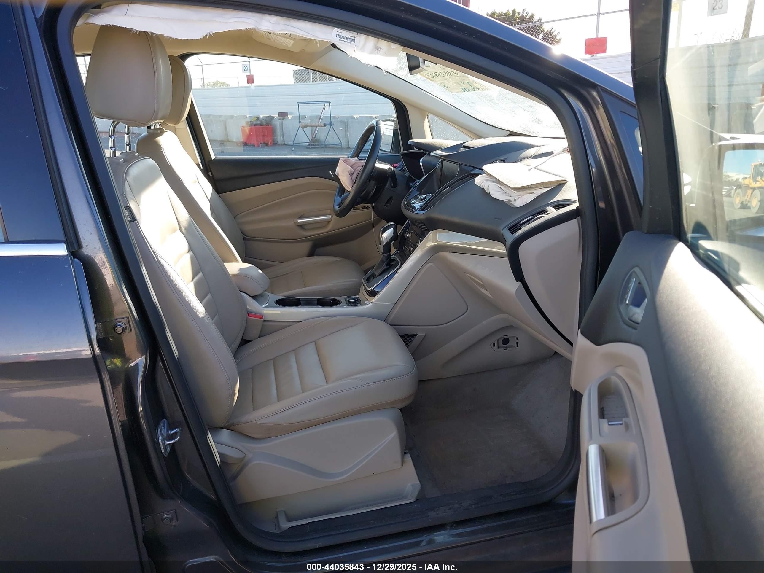 FORD C-MAX image 5