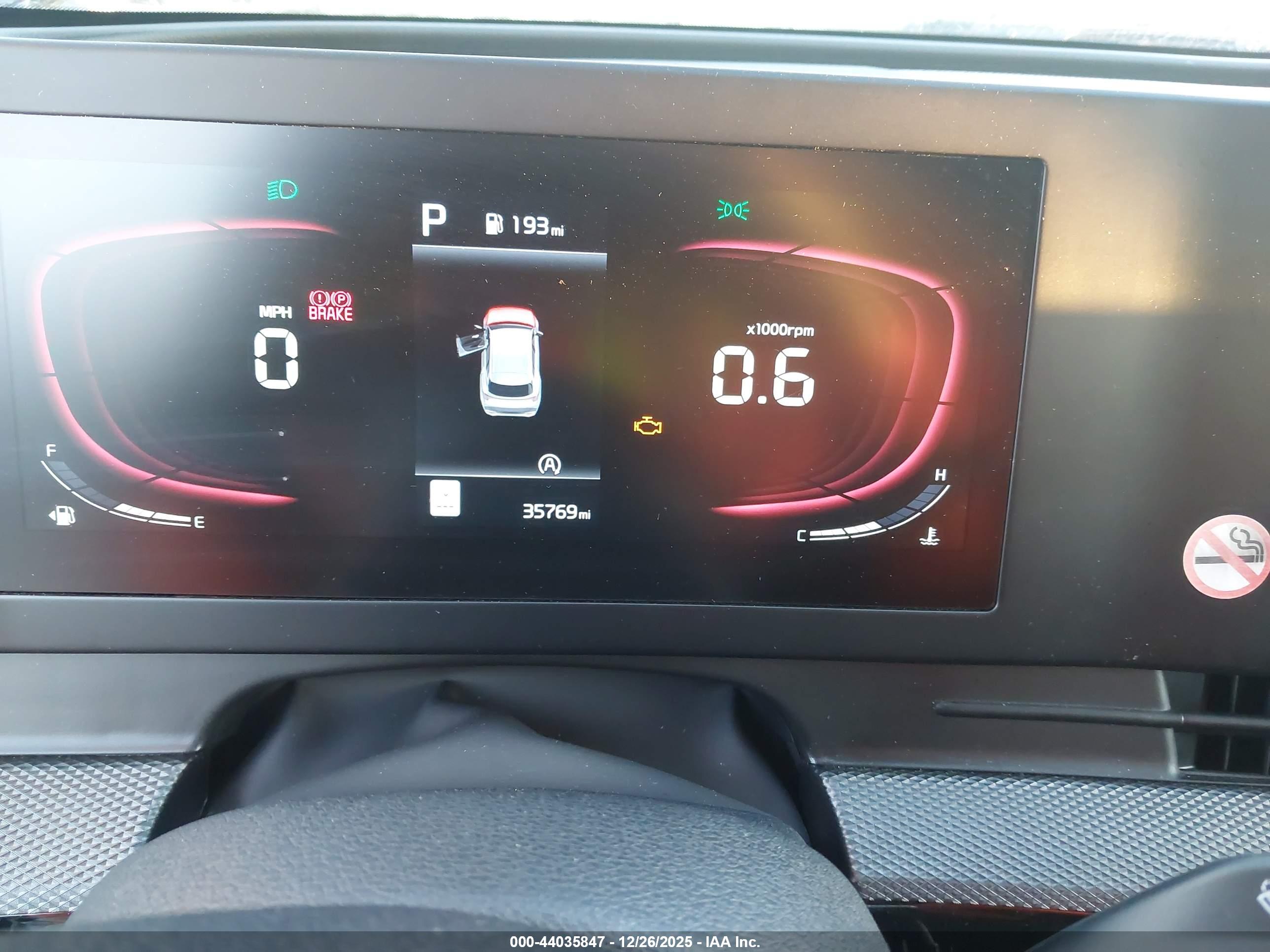 KIA SPORTAGE image 7