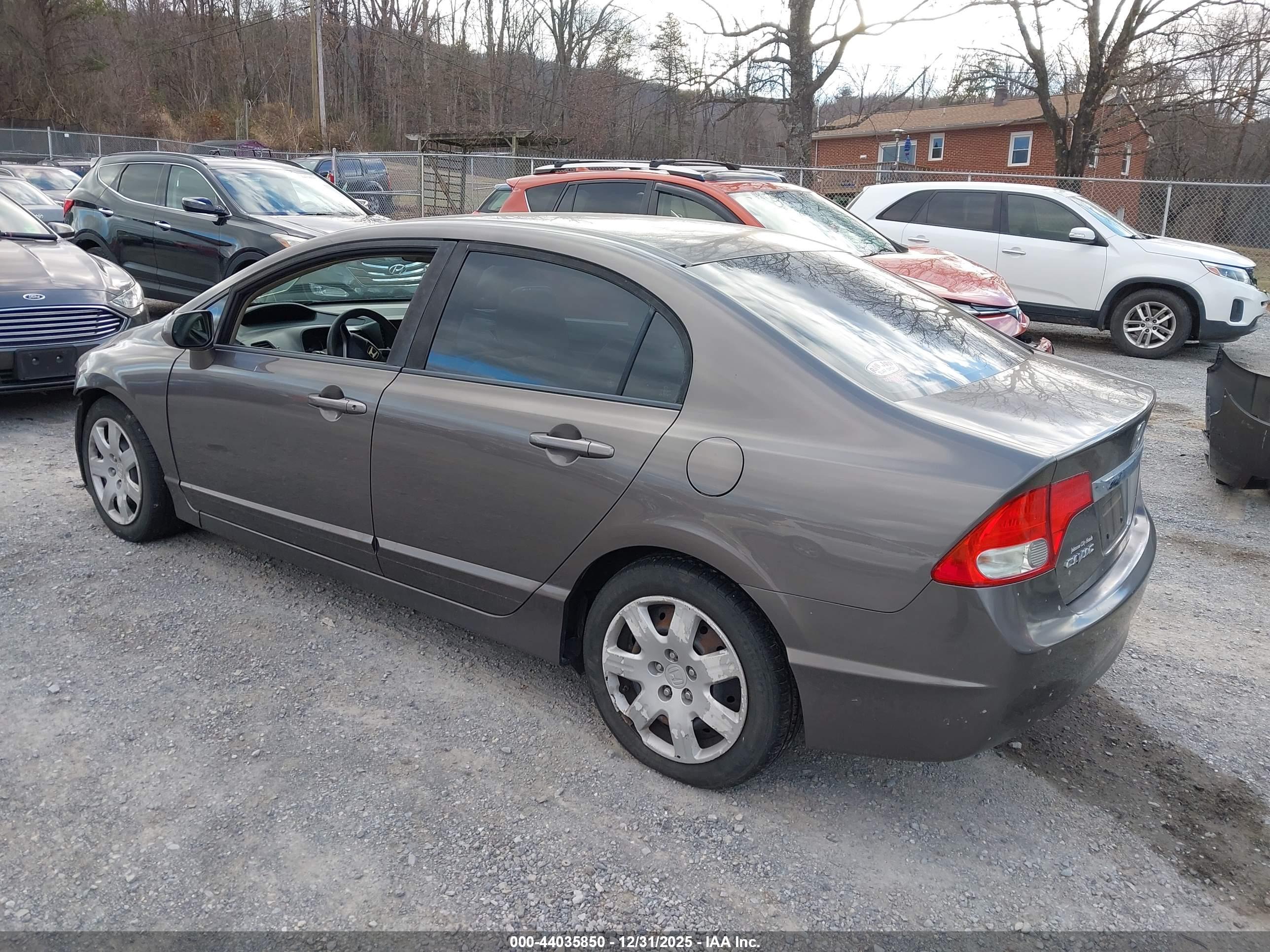 HONDA CIVIC image 3