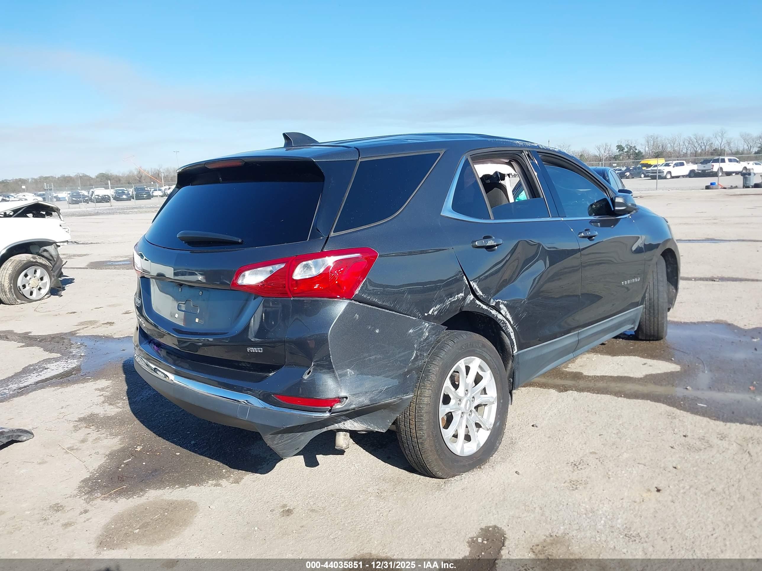 CHEVROLET EQUINOX image 4