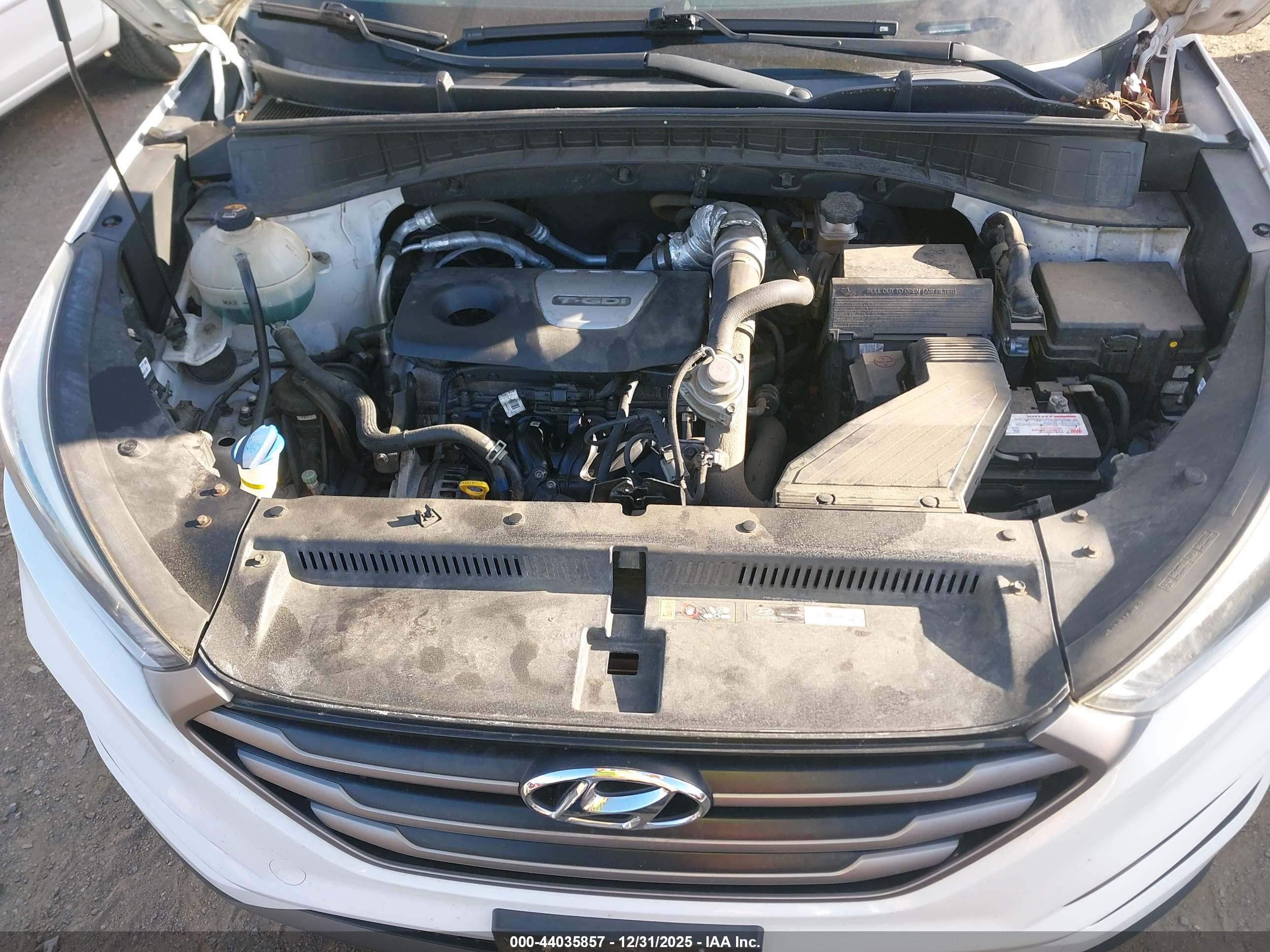 HYUNDAI TUCSON image 10