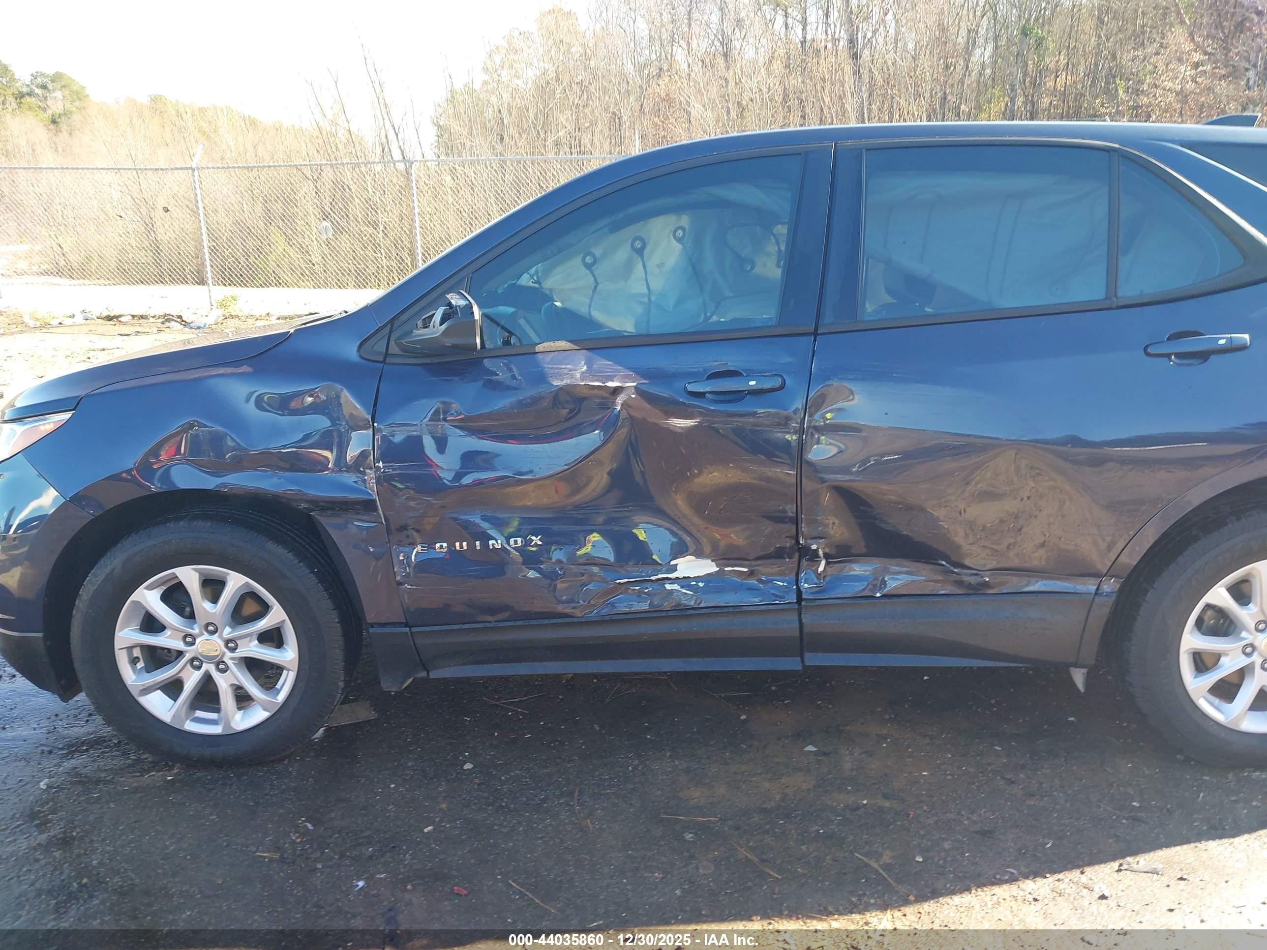CHEVROLET EQUINOX image 6
