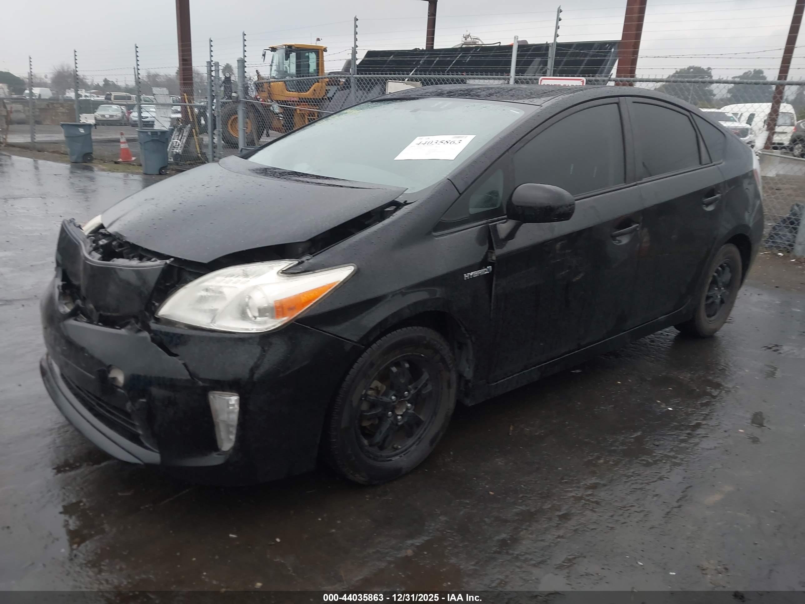 TOYOTA PRIUS image 2