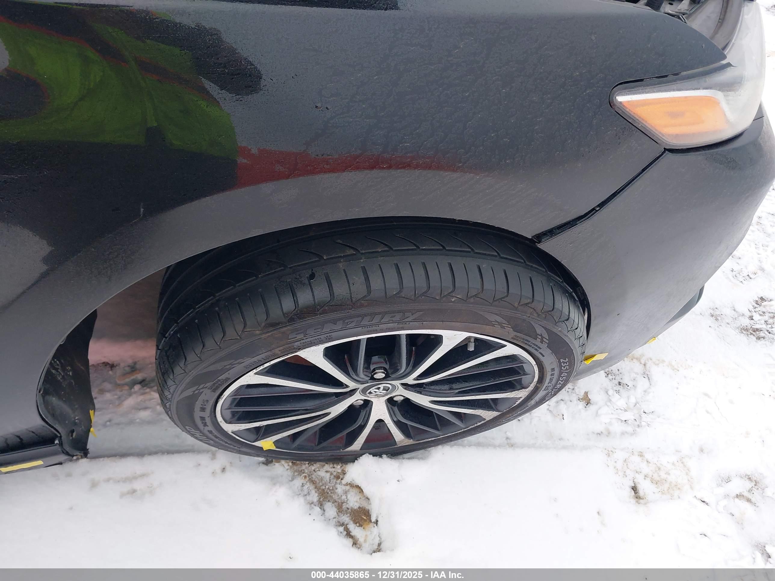 TOYOTA CAMRY image 6