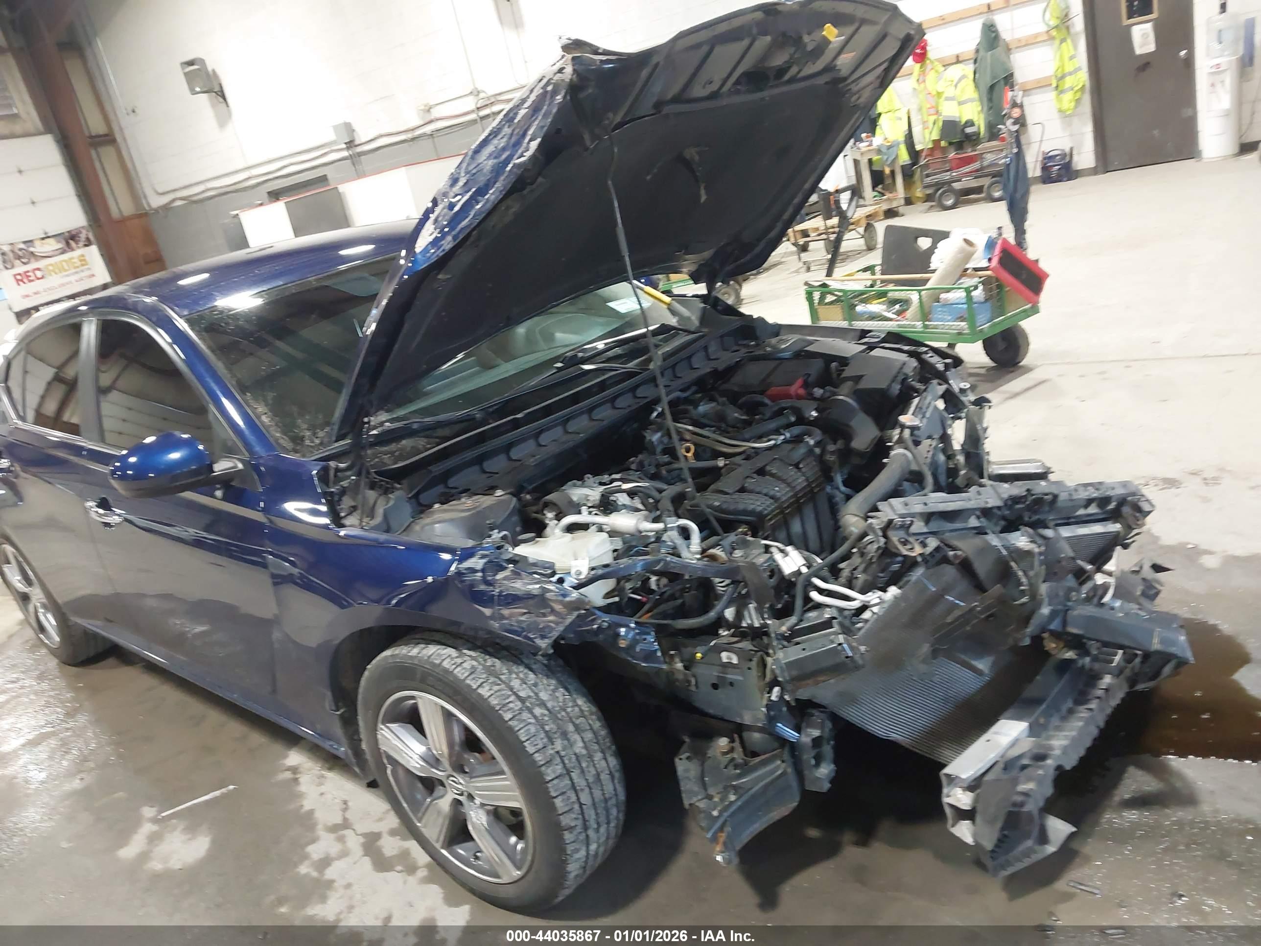 NISSAN ALTIMA image 6