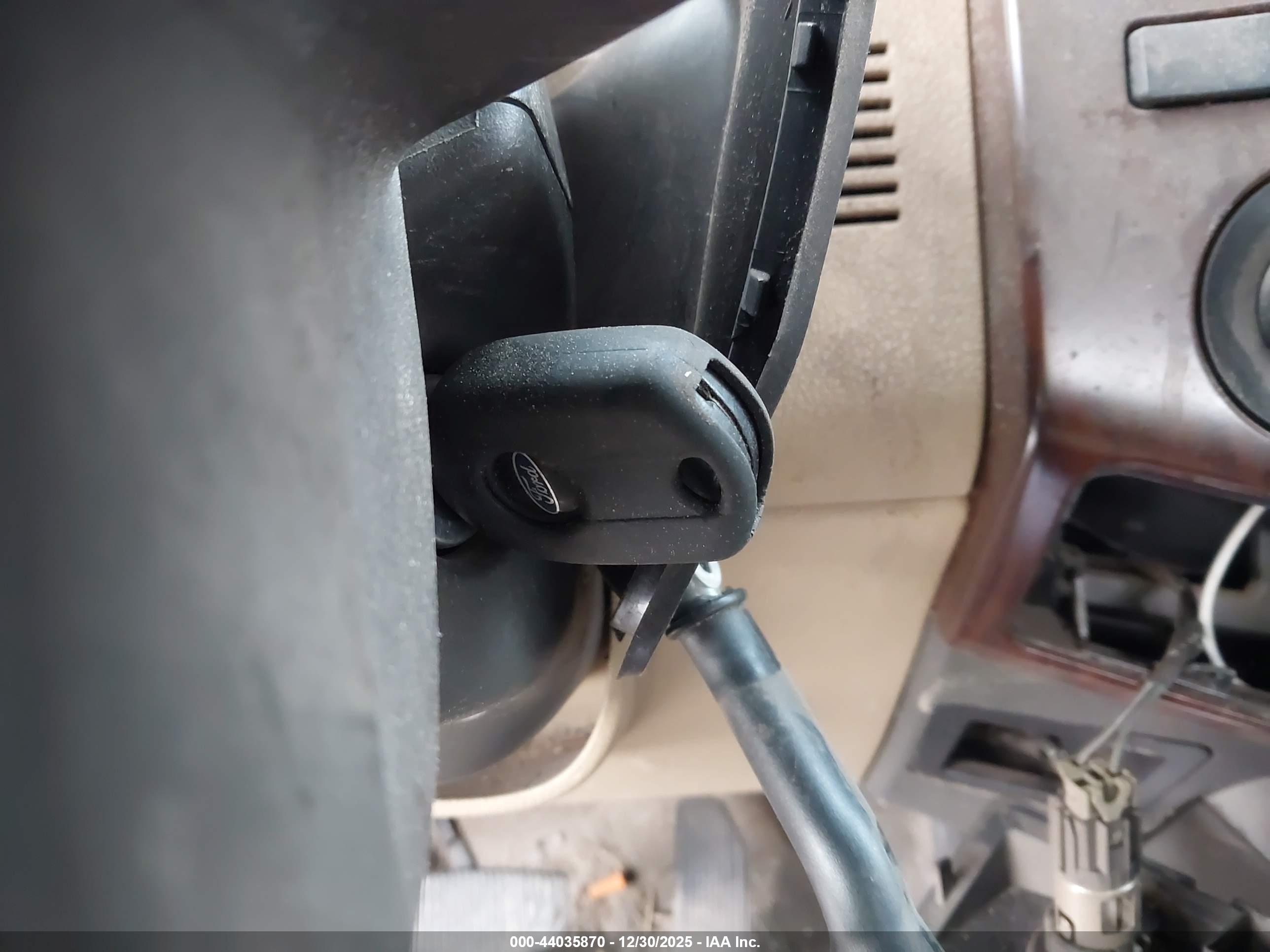 FORD F-250 image 11