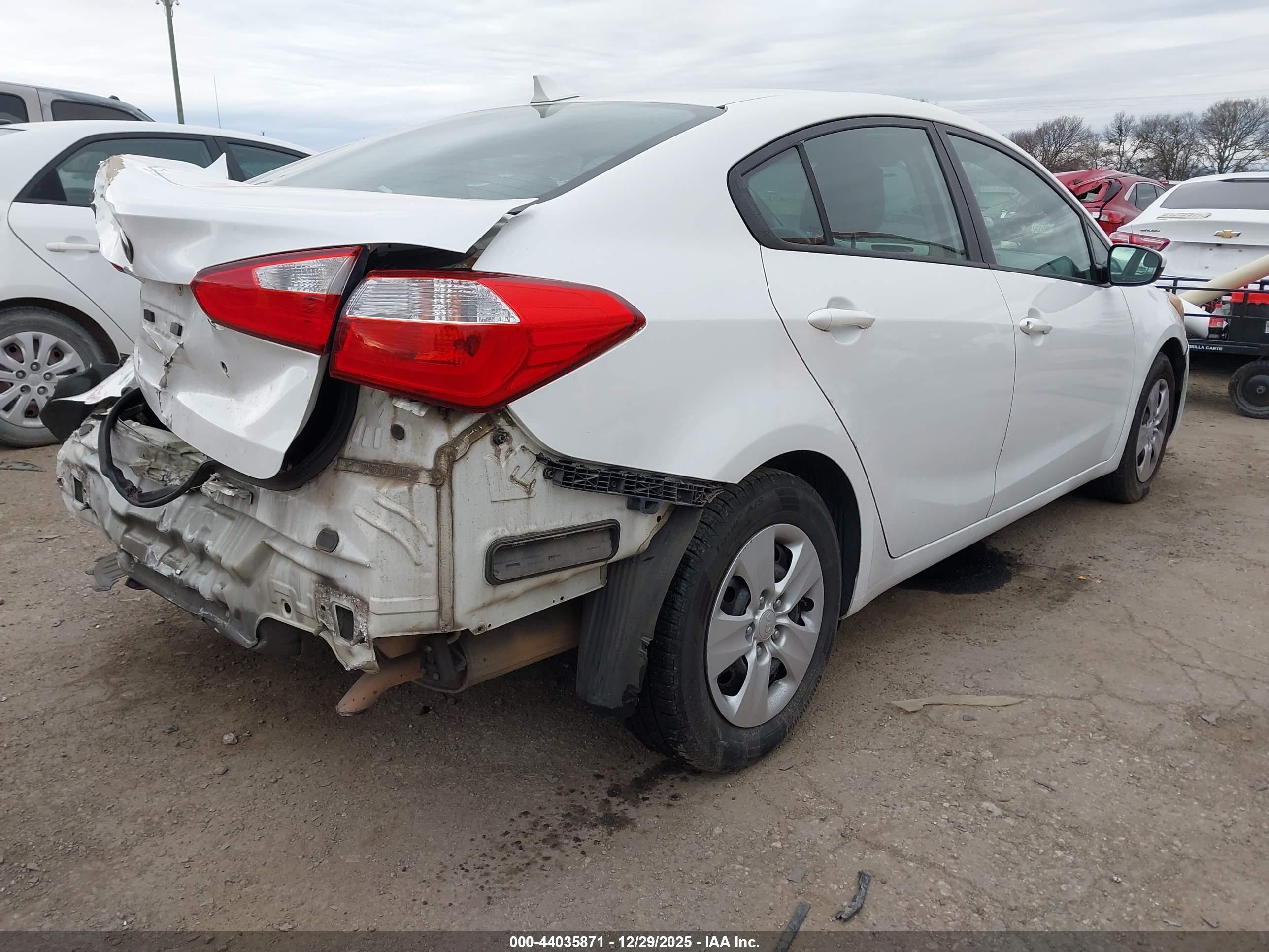 KIA FORTE image 4
