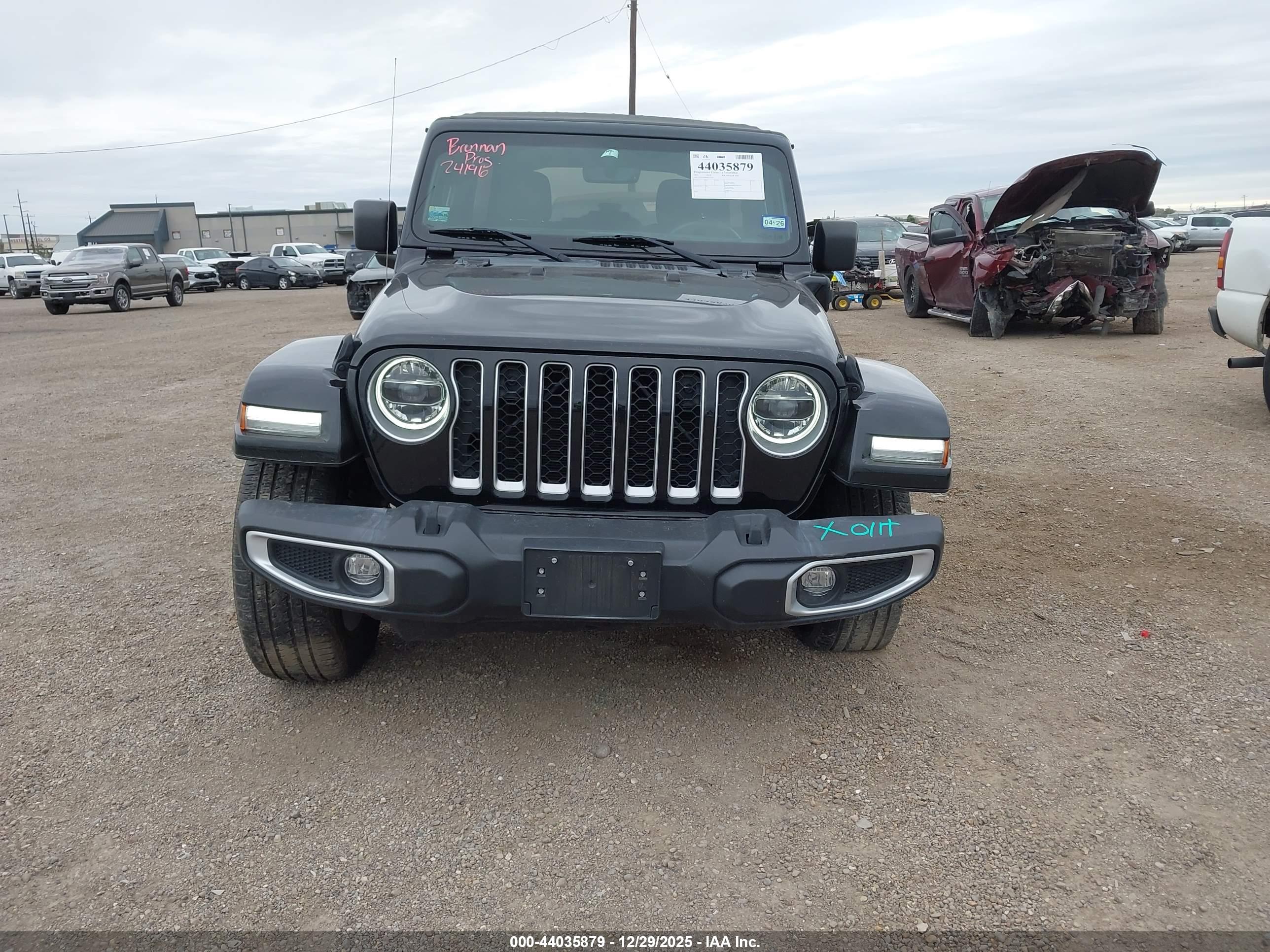 JEEP WRANGLER image 6
