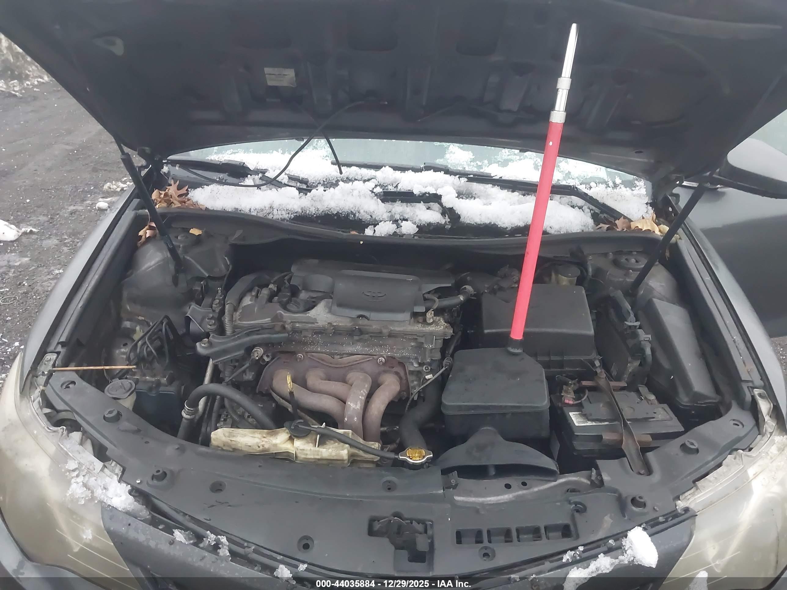 TOYOTA CAMRY image 10