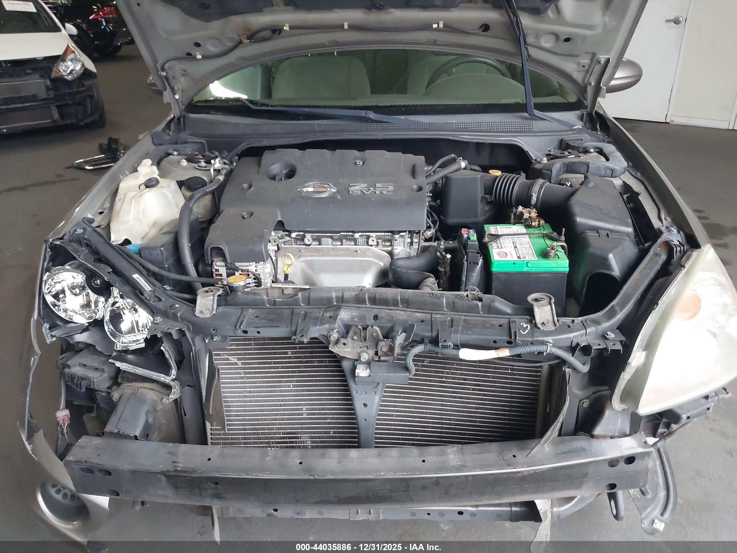NISSAN ALTIMA image 10